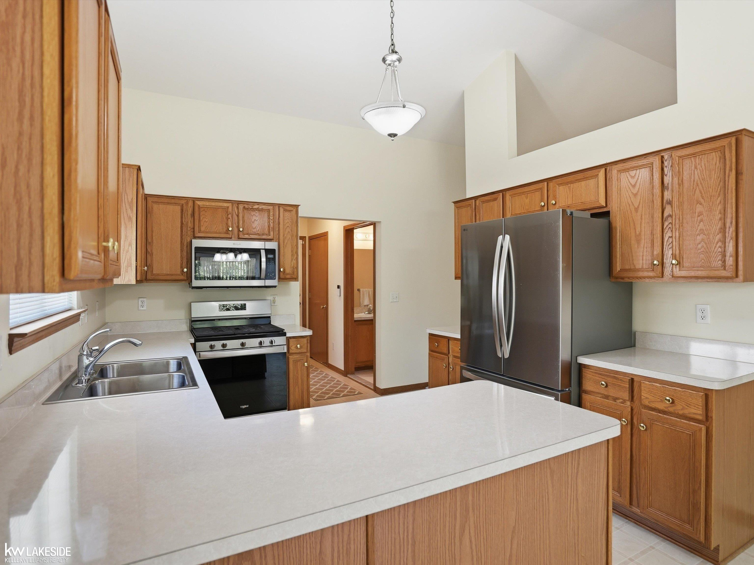 51927 Copper Creek Court, Chesterfield, MI 48047 — Photo 14