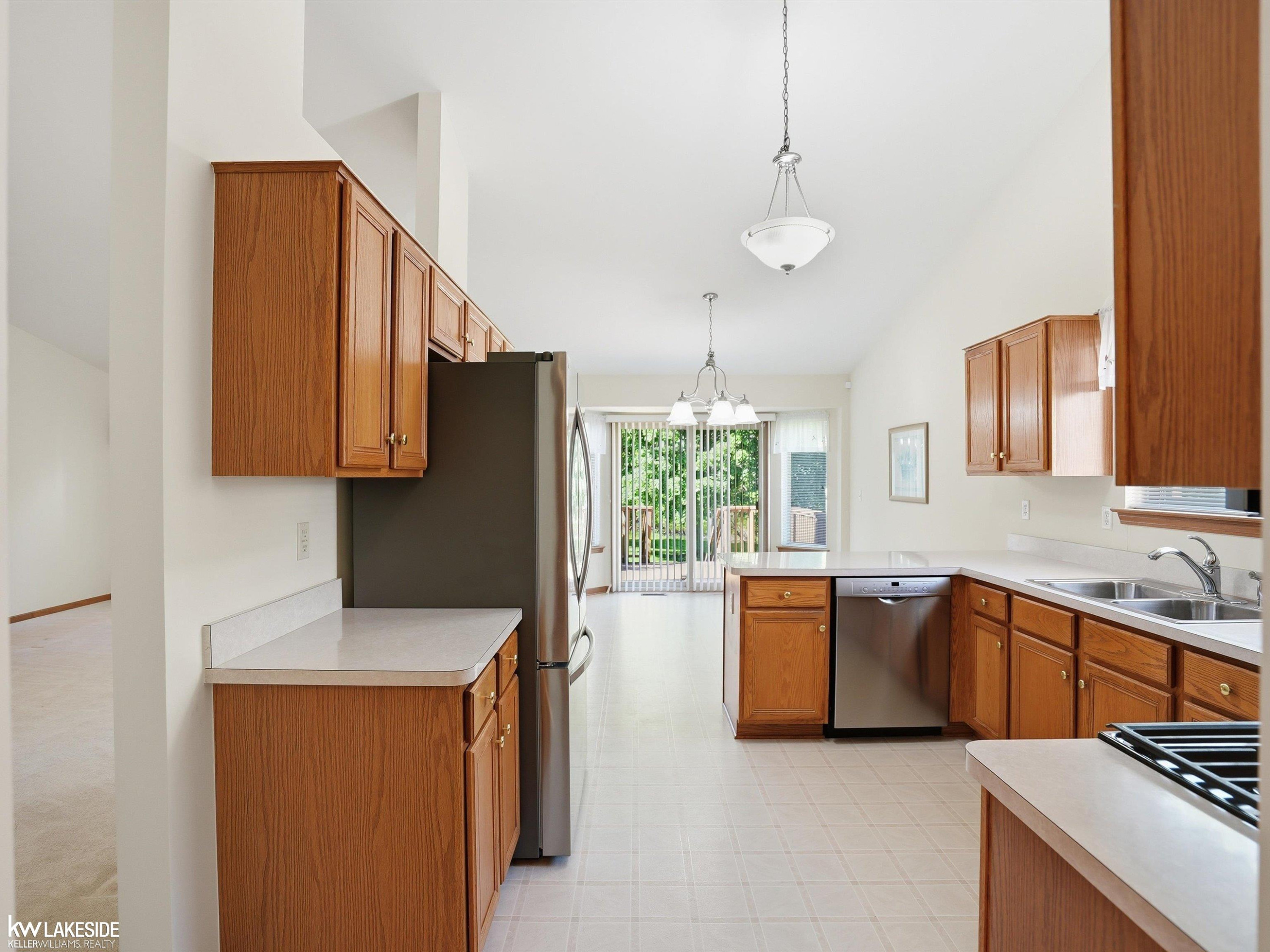 51927 Copper Creek Court, Chesterfield, MI 48047 — Photo 16