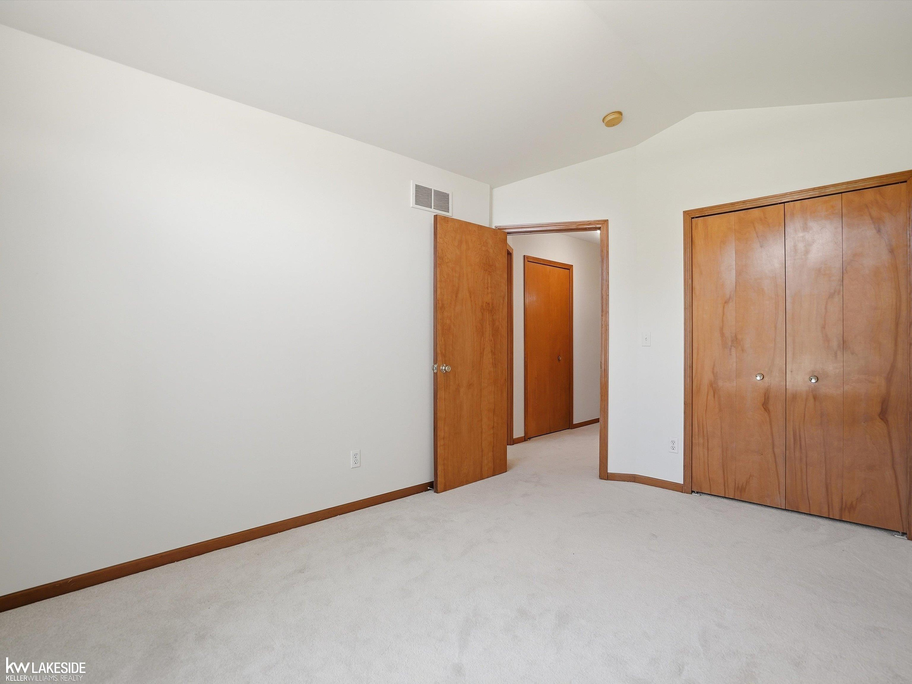51927 Copper Creek Court, Chesterfield, MI 48047 — Photo 21