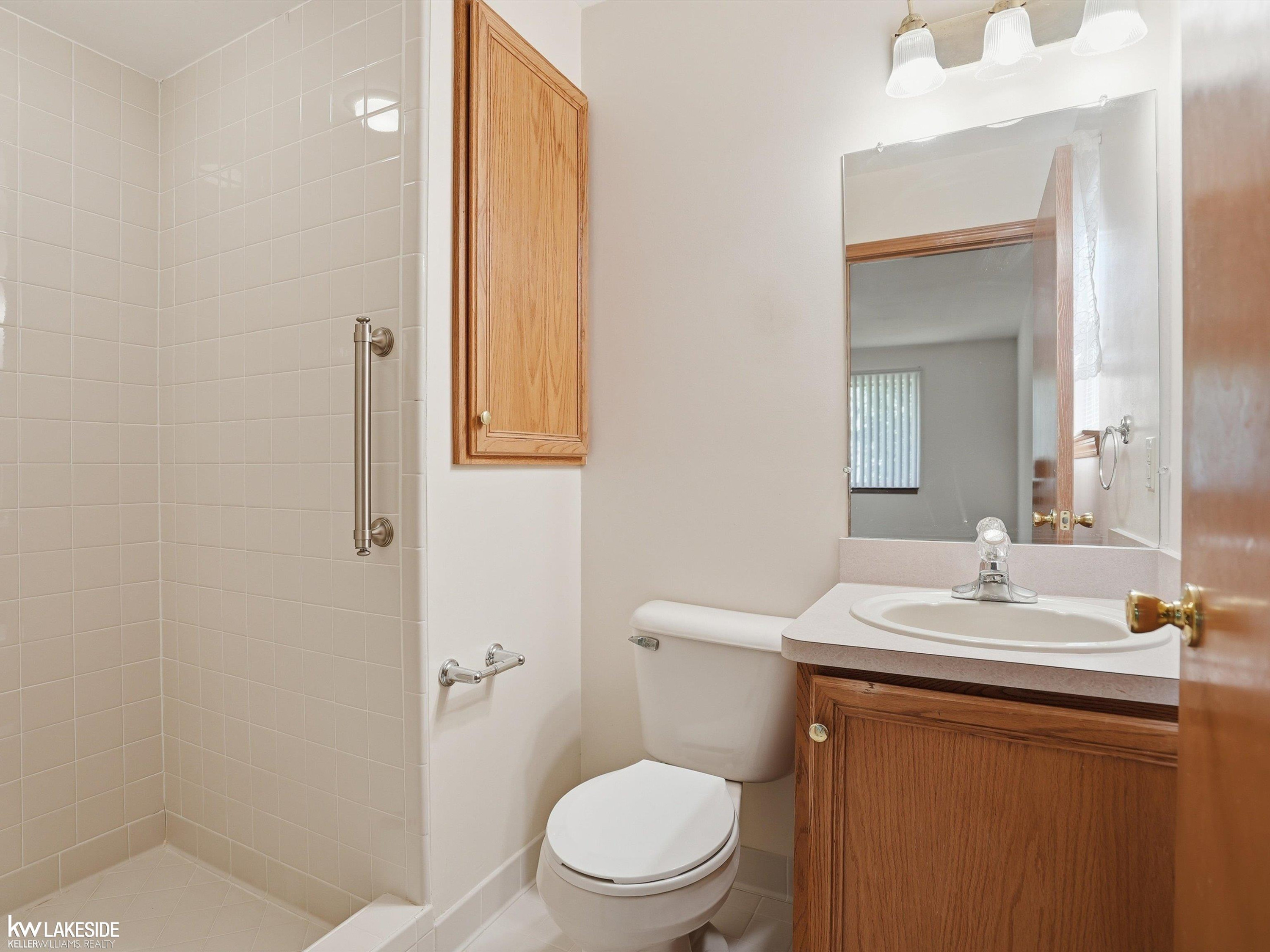 51927 Copper Creek Court, Chesterfield, MI 48047 — Photo 25