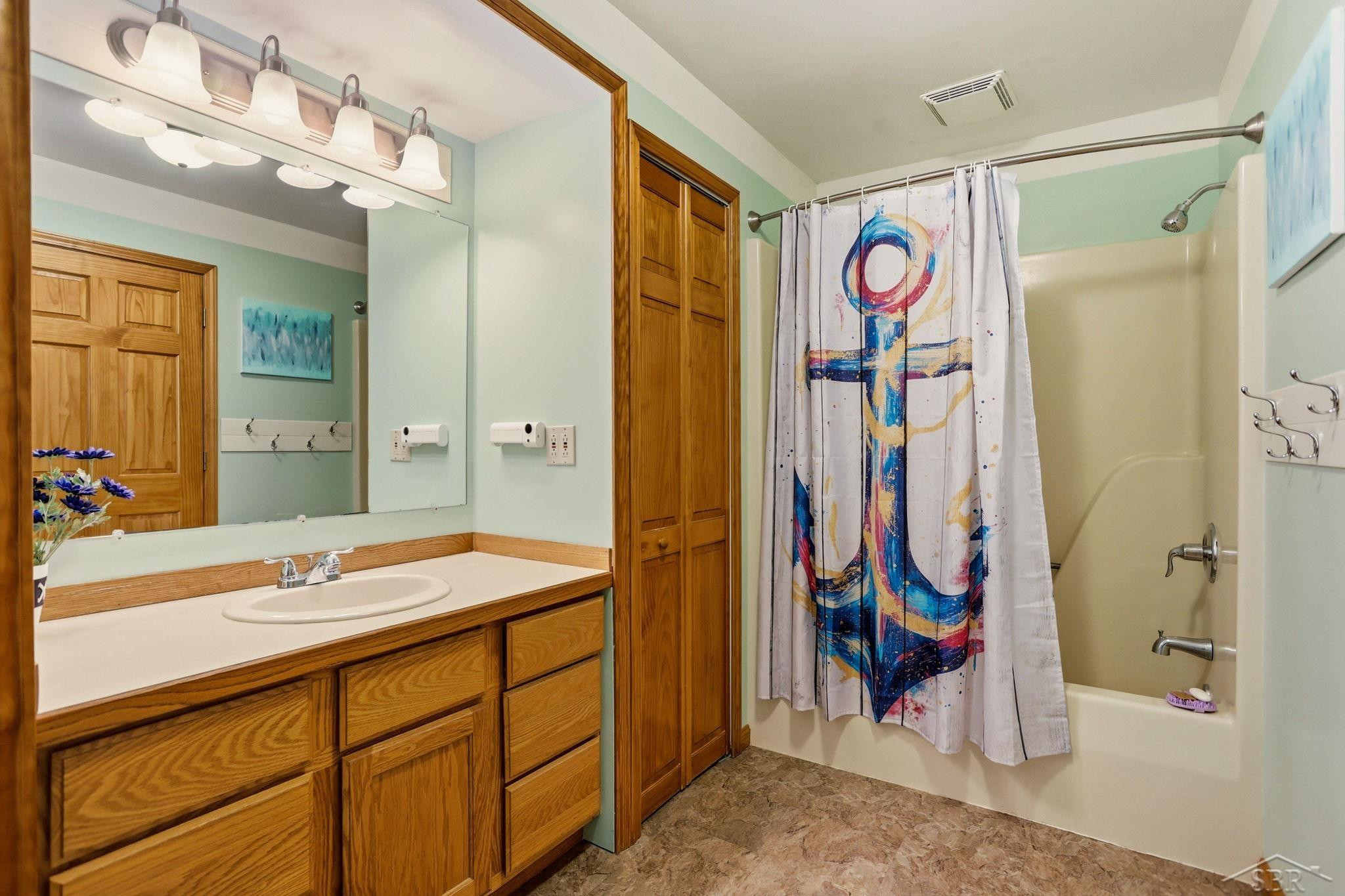3405 S Miller Road, Saginaw, MI 48609 — Photo 27