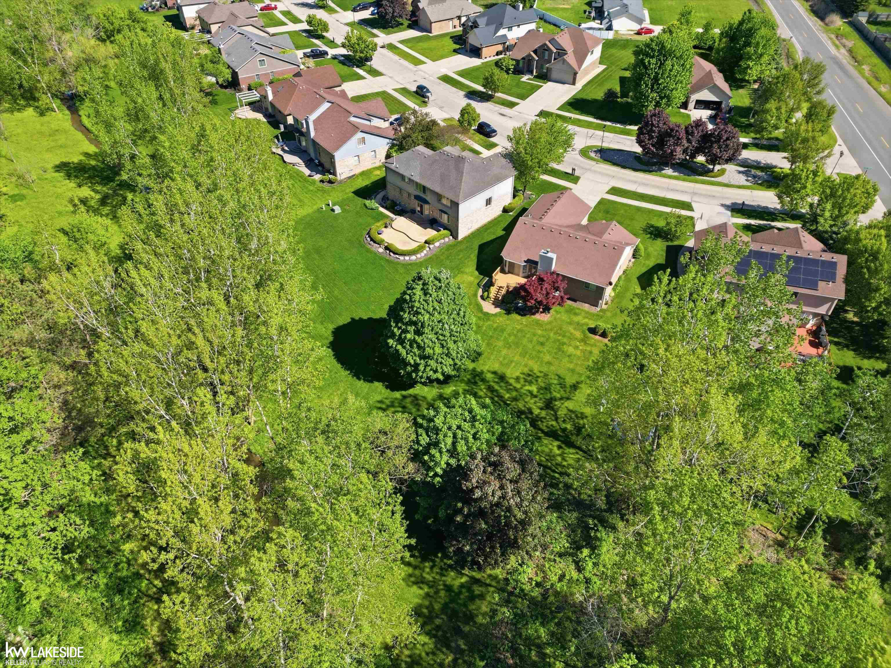 51927 Copper Creek Court, Chesterfield, MI 48047 — Photo 46