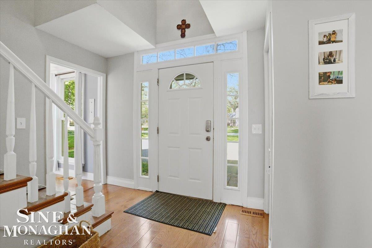 3448 Timberline Drive, MI 48049 — Photo 2
