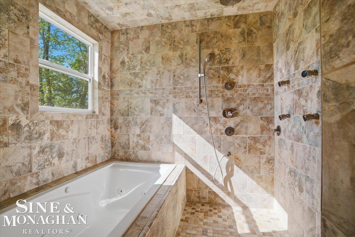 3448 Timberline Drive, MI 48049 — Photo 35