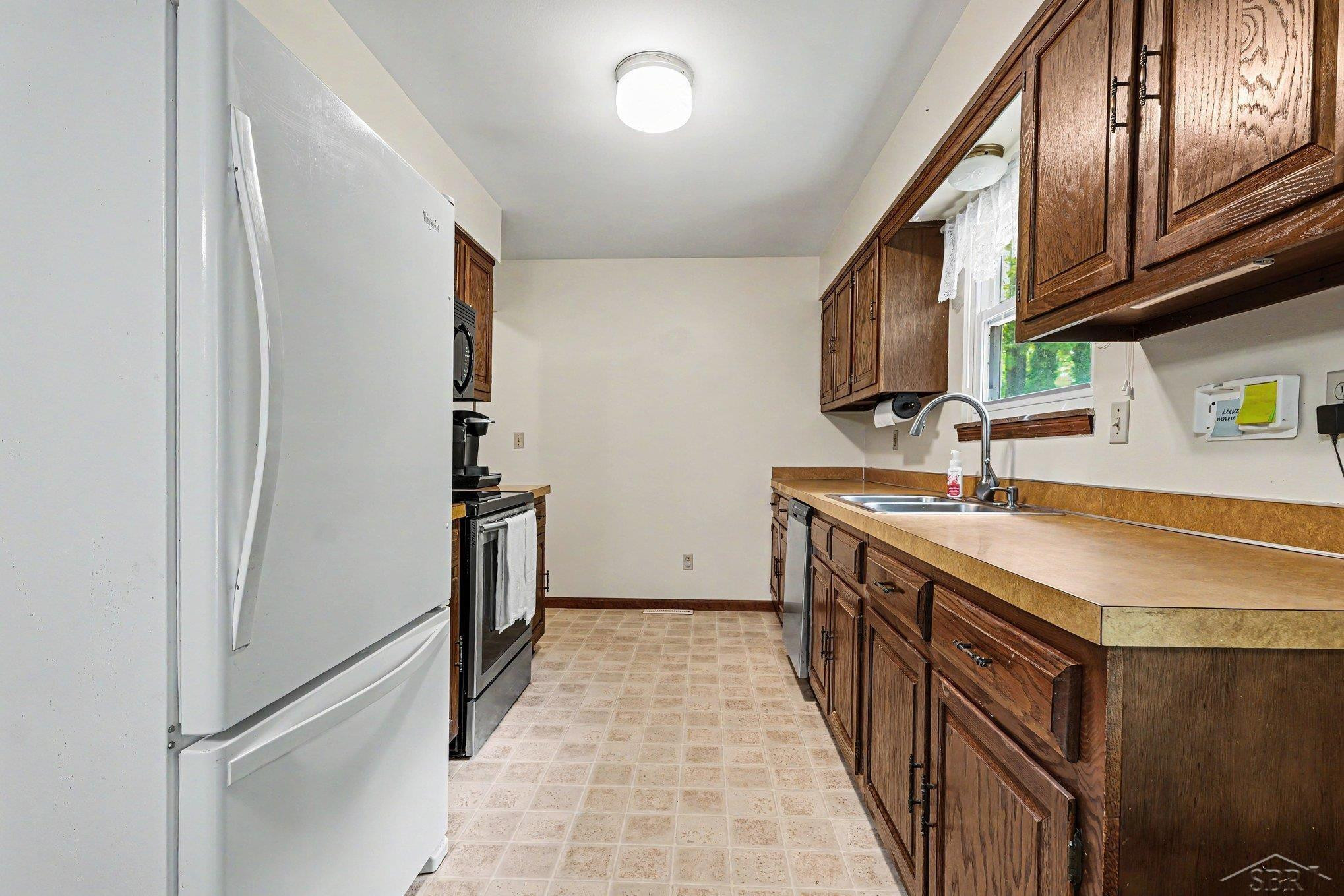2850 Weigl Road, Saginaw, MI 48609 — Photo 10