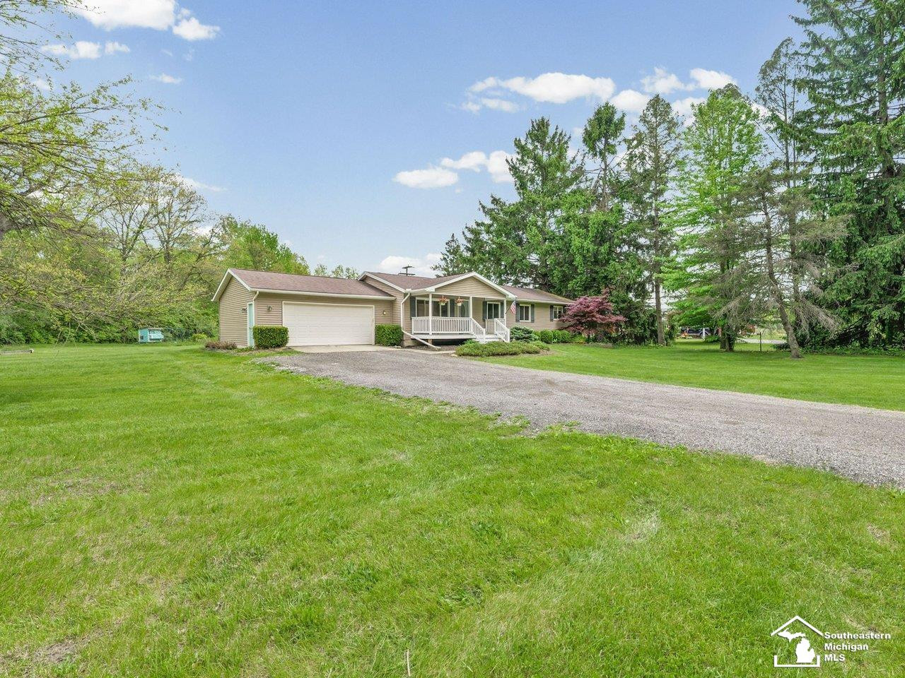 2037 Meanwell Road, Dundee, MI 48131 — Photo 2