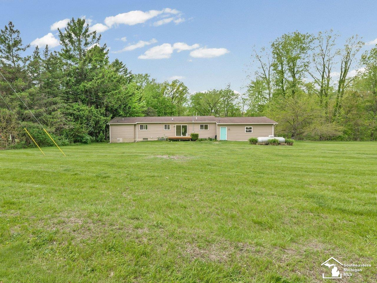 2037 Meanwell Road, Dundee, MI 48131 — Photo 34