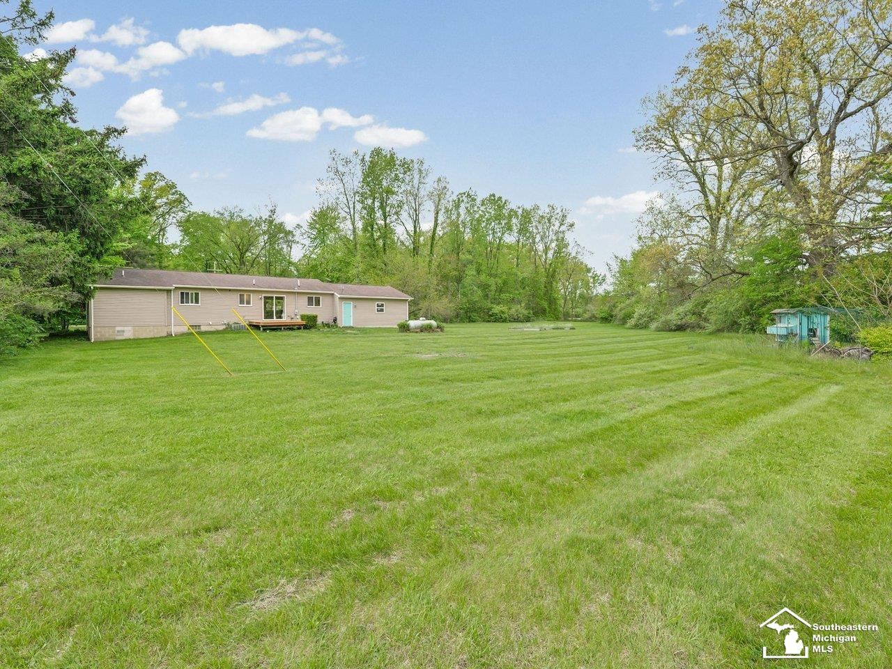 2037 Meanwell Road, Dundee, MI 48131 — Photo 35