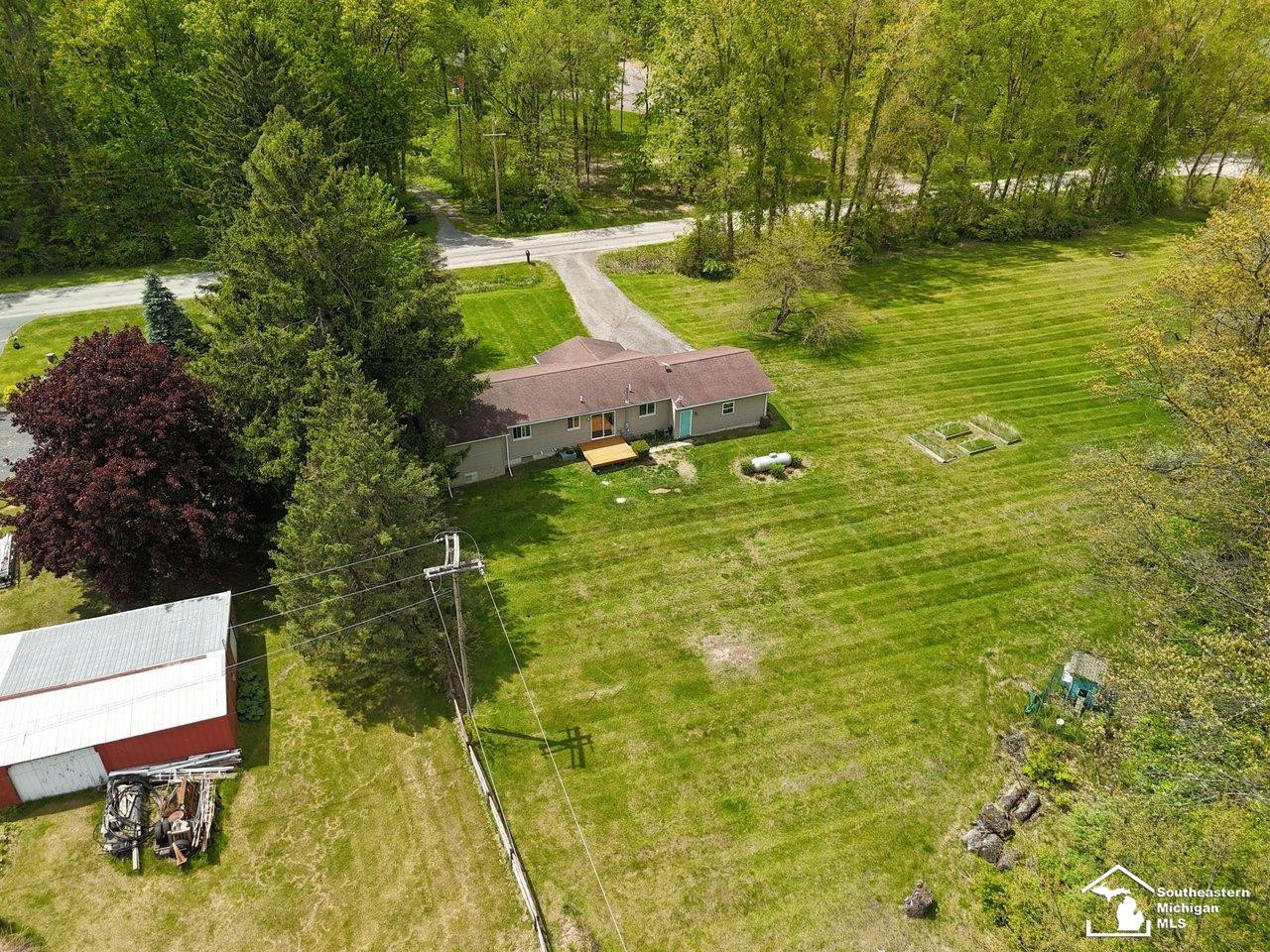 2037 Meanwell Road, Dundee, MI 48131 — Photo 46