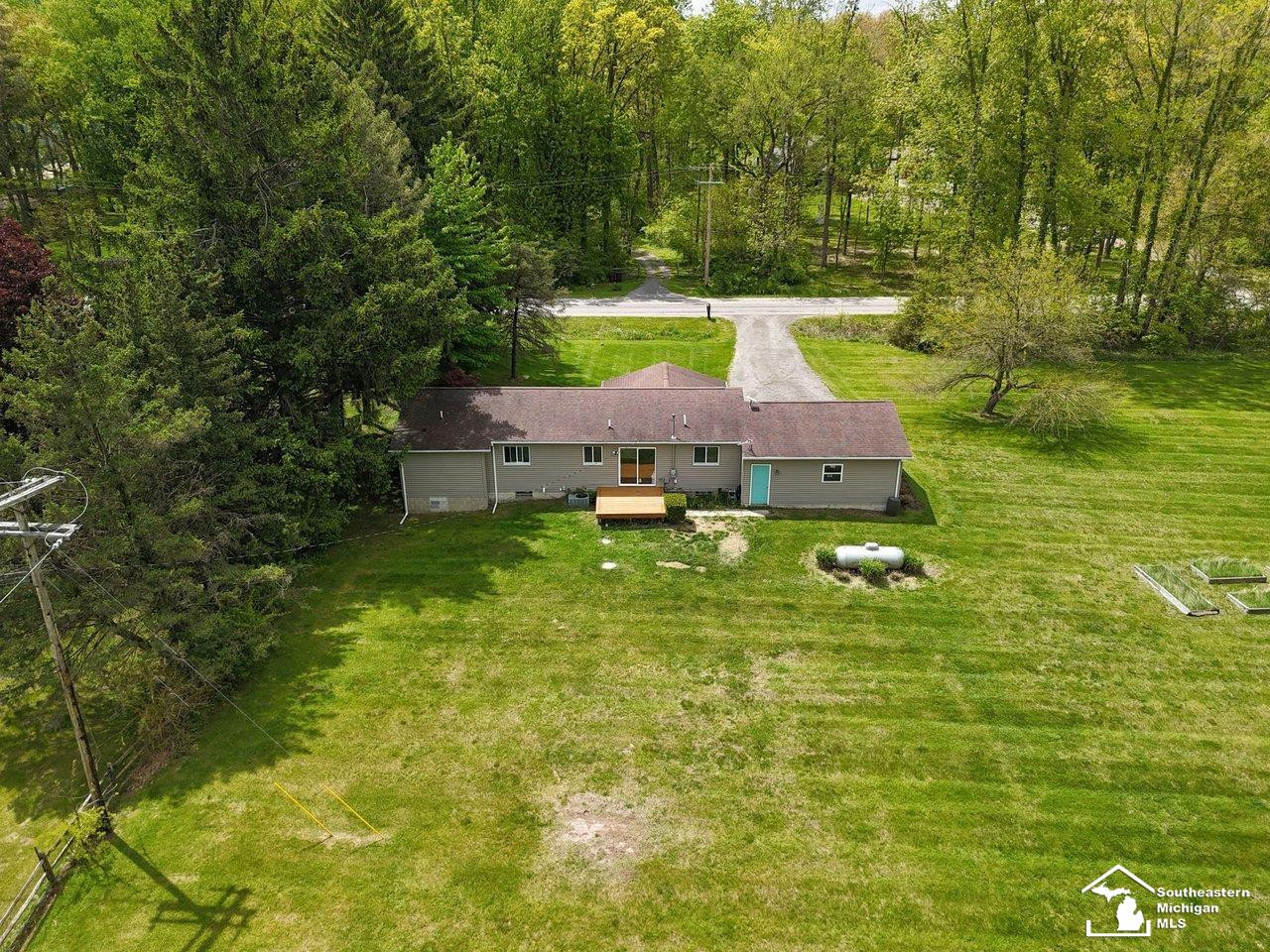 2037 Meanwell Road, Dundee, MI 48131 — Photo 48