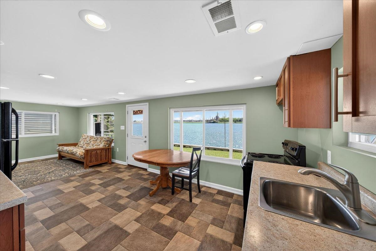 125 Gratiot Boulevard, Marysville, MI 48040 — Photo 16