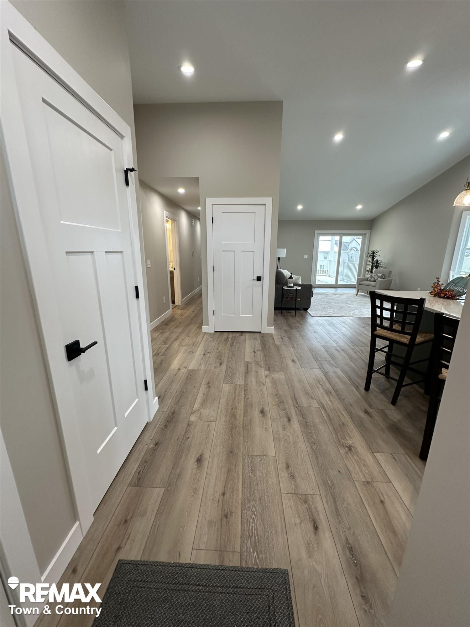 1430 Mallard Circle, Owosso, MI 48867 — Photo 3