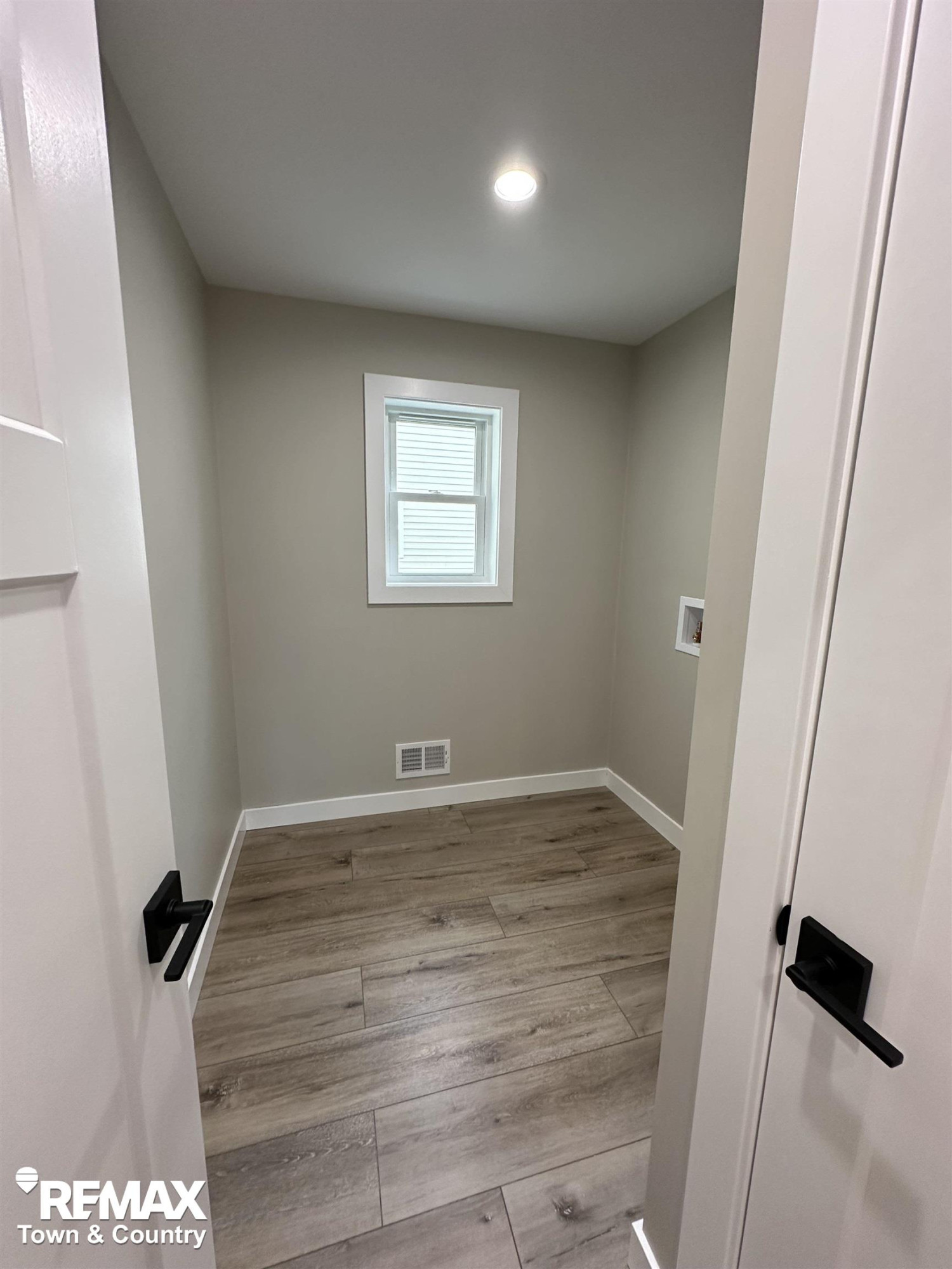 1430 Mallard Circle, Owosso, MI 48867 — Photo 11