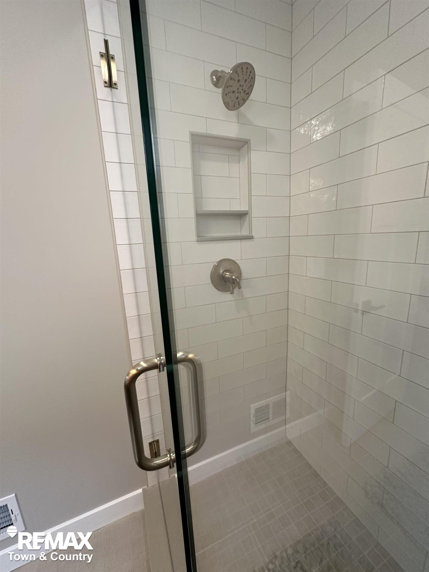 1430 Mallard Circle, Owosso, MI 48867 — Photo 25