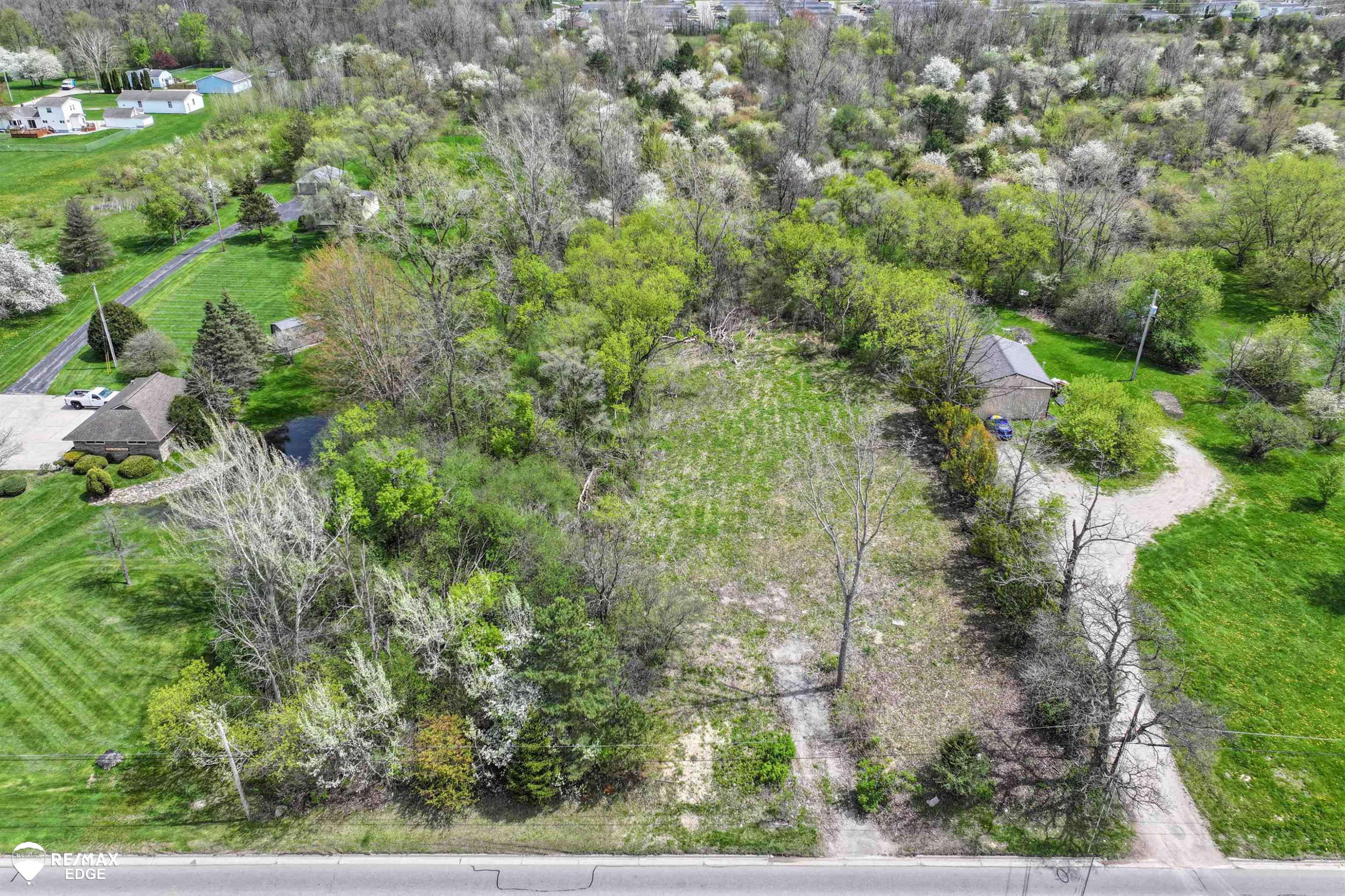 3353 S Center Road, Burton, MI 48519 — Photo 5