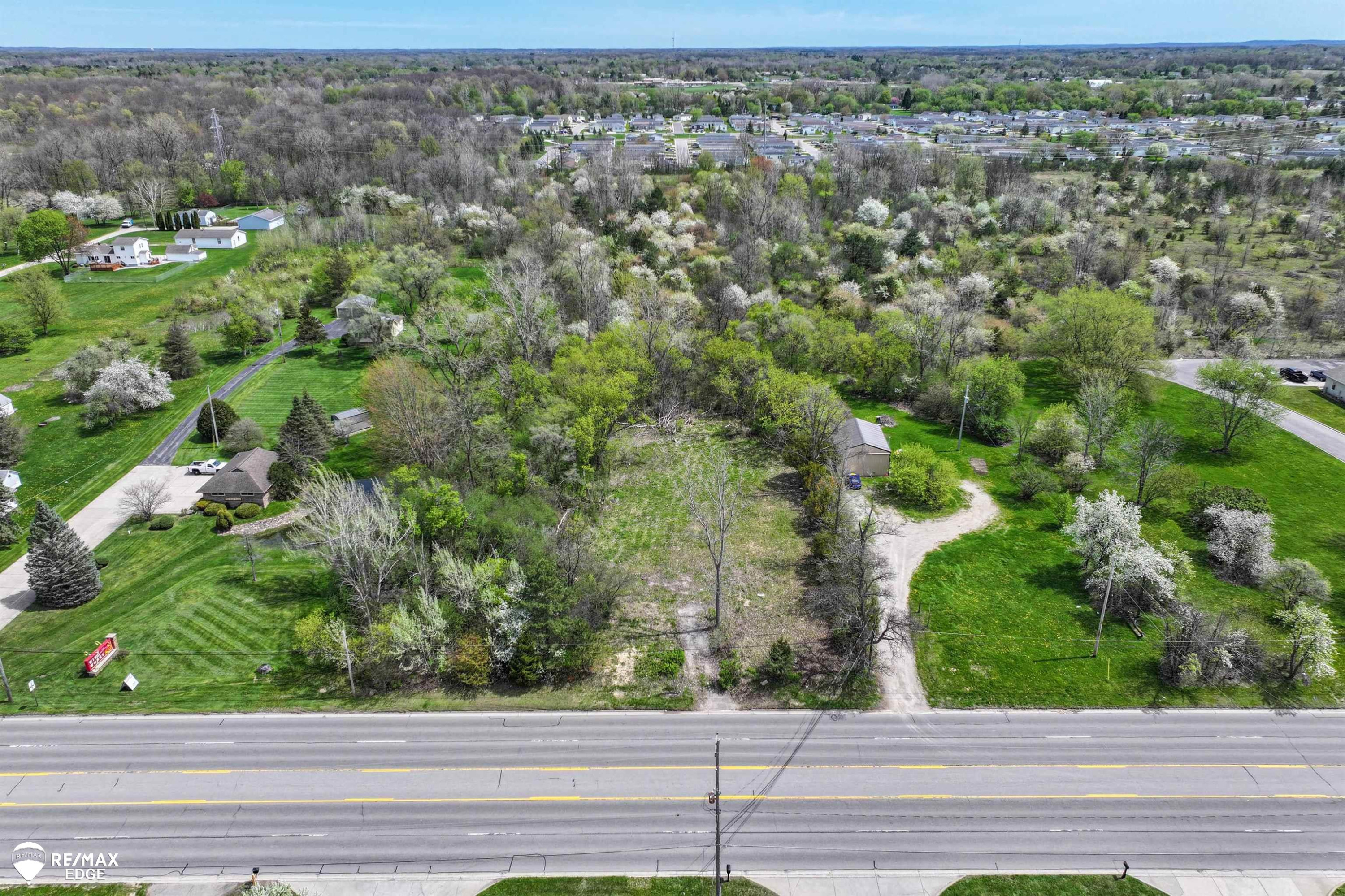 3353 S Center Road, Burton, MI 48519 — Photo 7