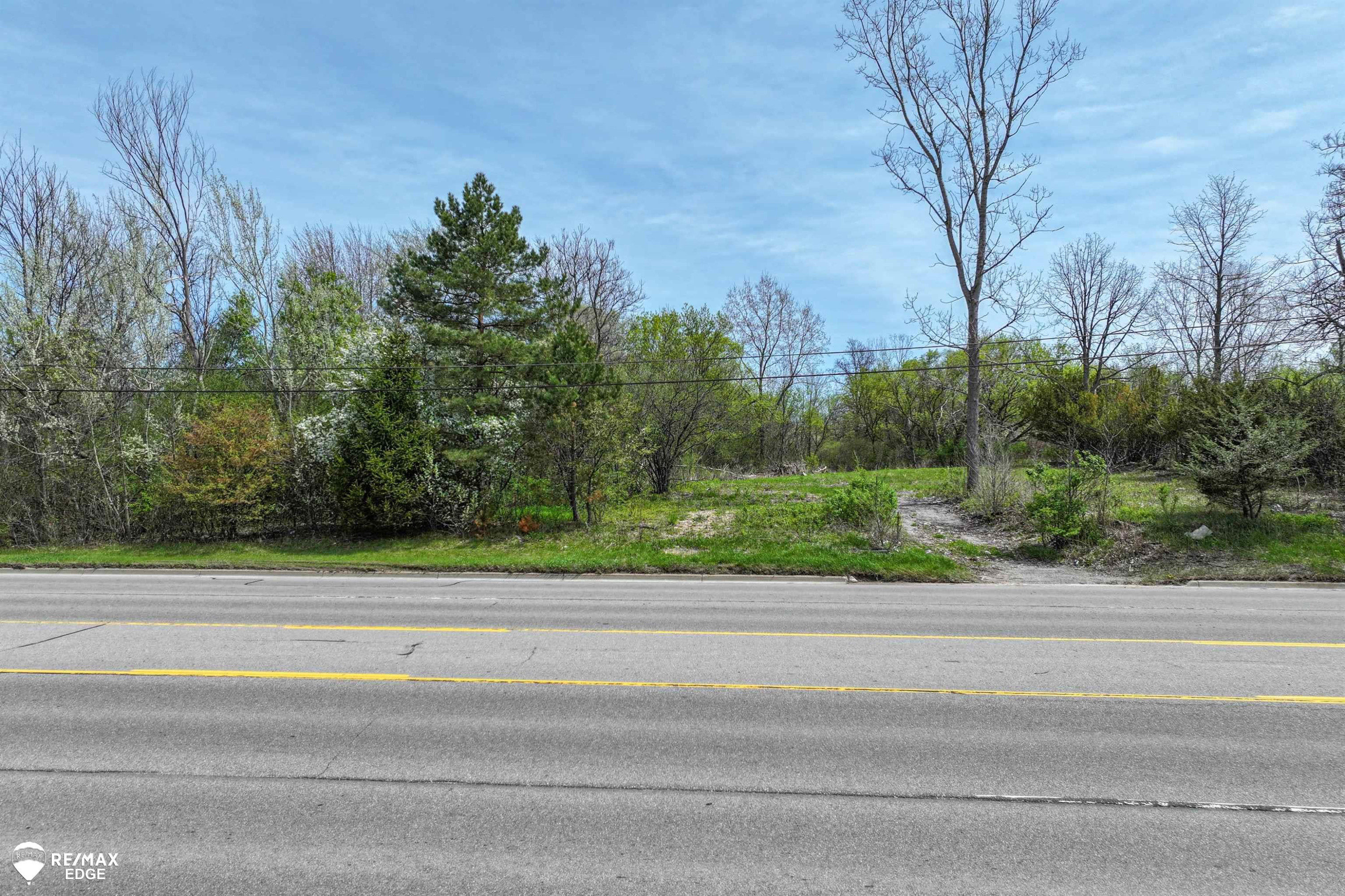 3353 S Center Road, Burton, MI 48519 — Photo 12
