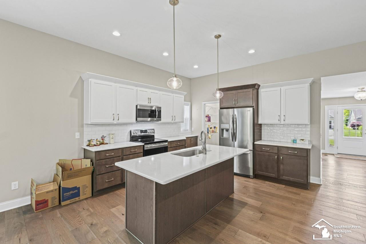 8052 Timber Wood Lane, Temperance, MI 48182 — Photo 10