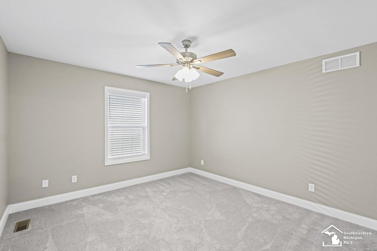8052 Timber Wood Lane, Temperance, MI 48182 — Photo 14