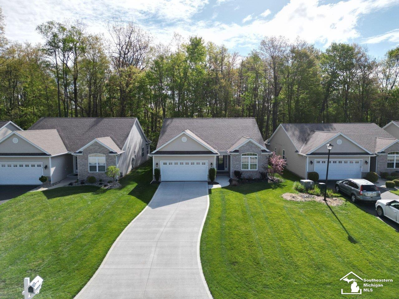8052 Timber Wood Lane, Temperance, MI 48182 — Photo 30