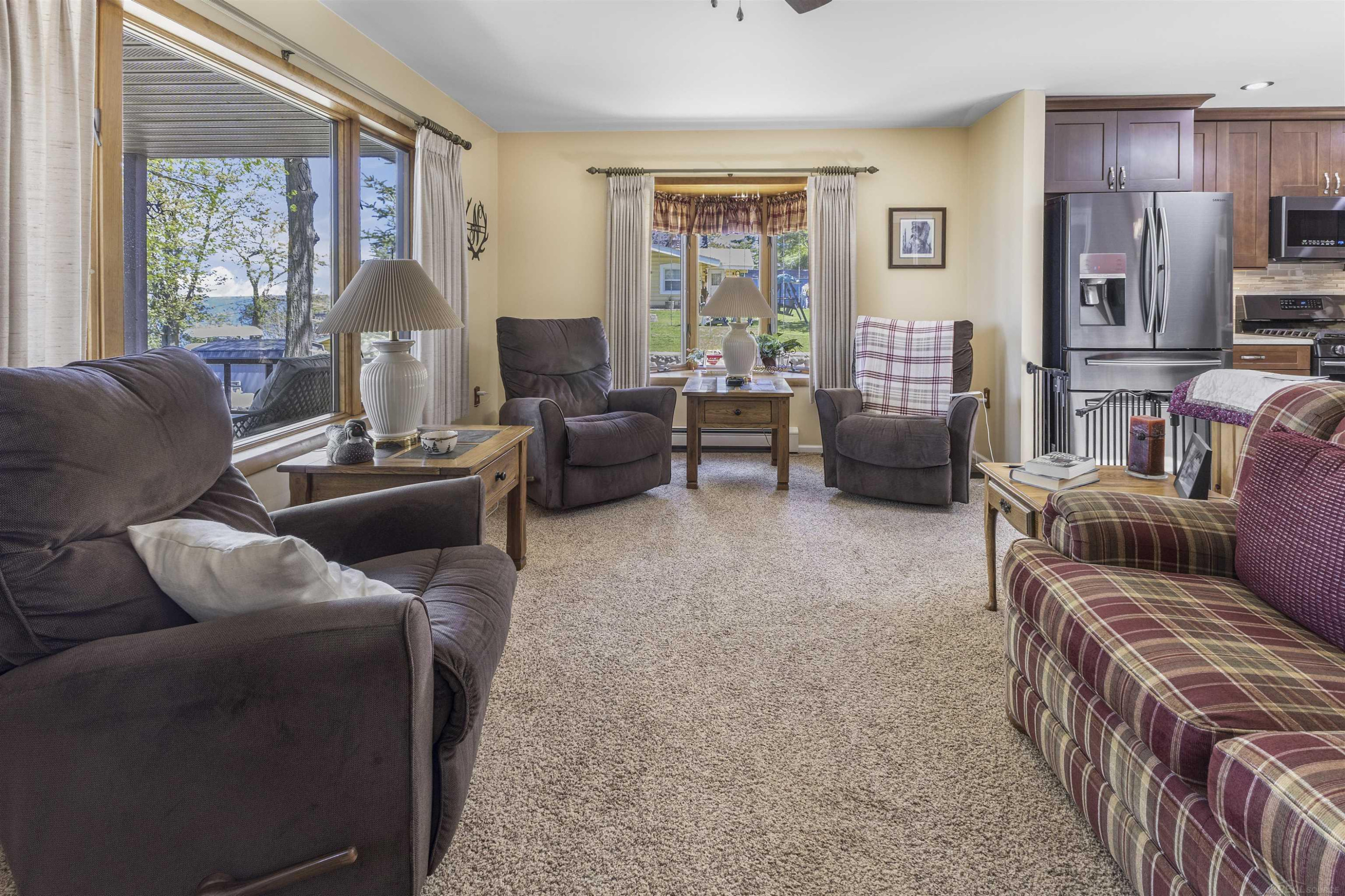 115 Logan Avenue, Houghton Lake, MI 48629 — Photo 12
