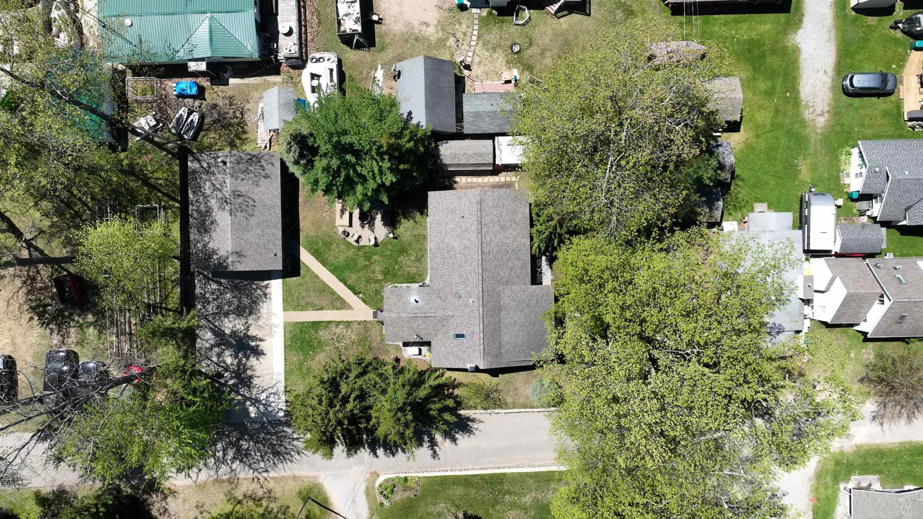 115 Logan Avenue, Houghton Lake, MI 48629 — Photo 52
