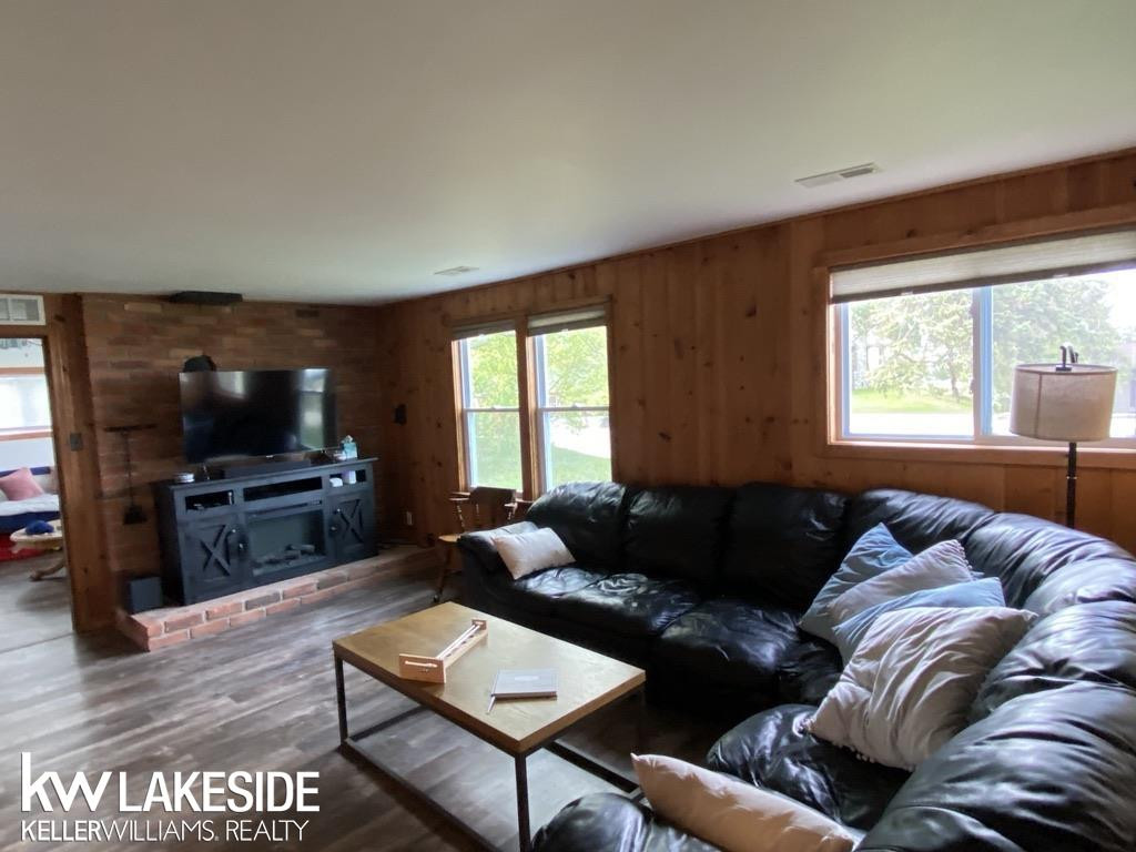 5825 Oak Pointe Drive, Caseville, MI 48725 — Photo 10