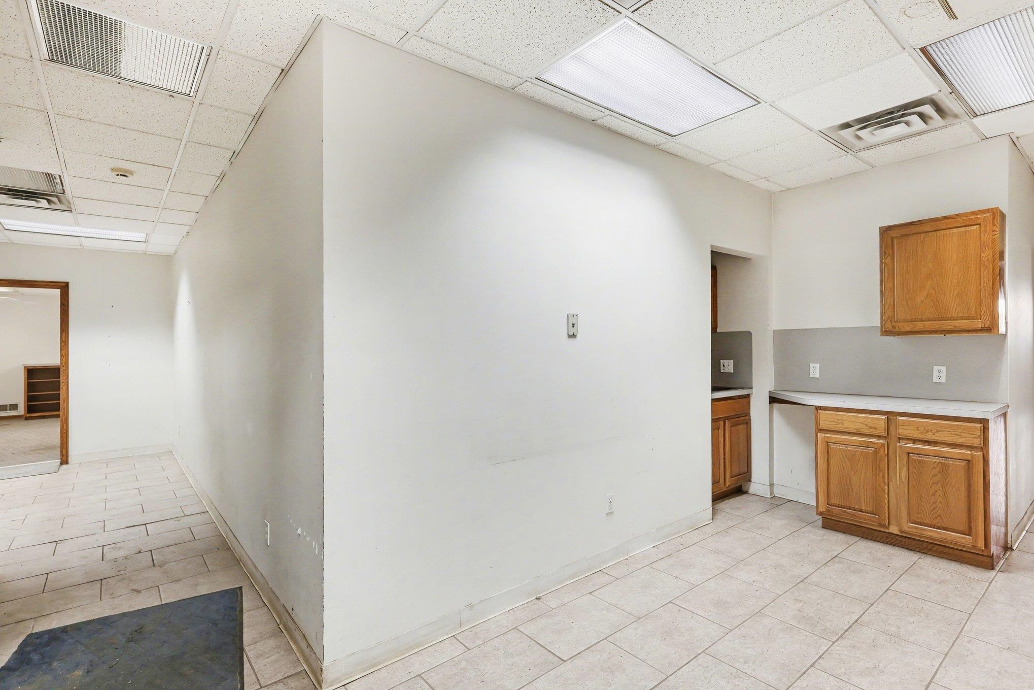 801 W Main Street, Owosso, MI 48867 — Photo 12