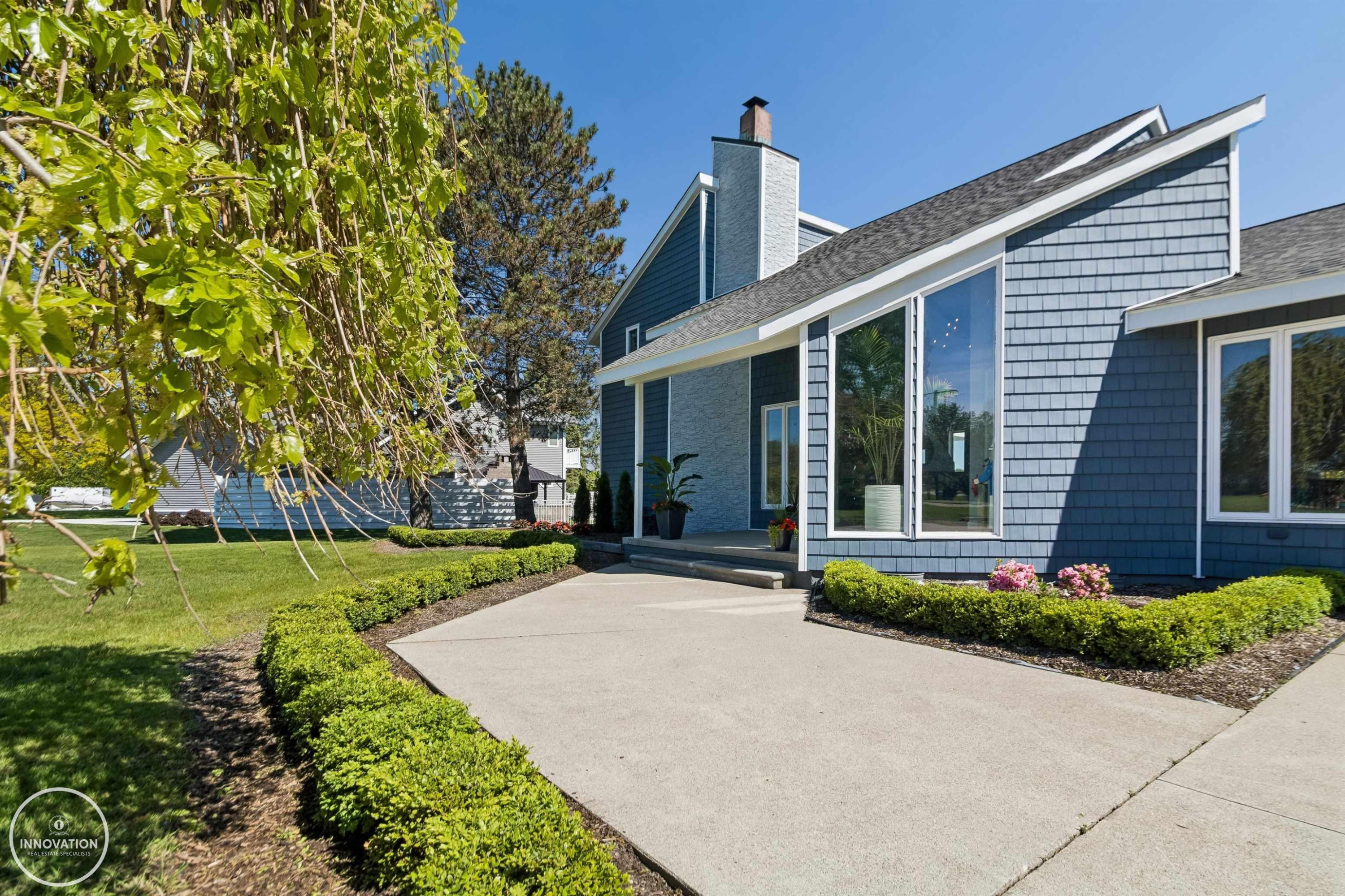 1600 N Channel Drive, MI 48028 — Photo 14