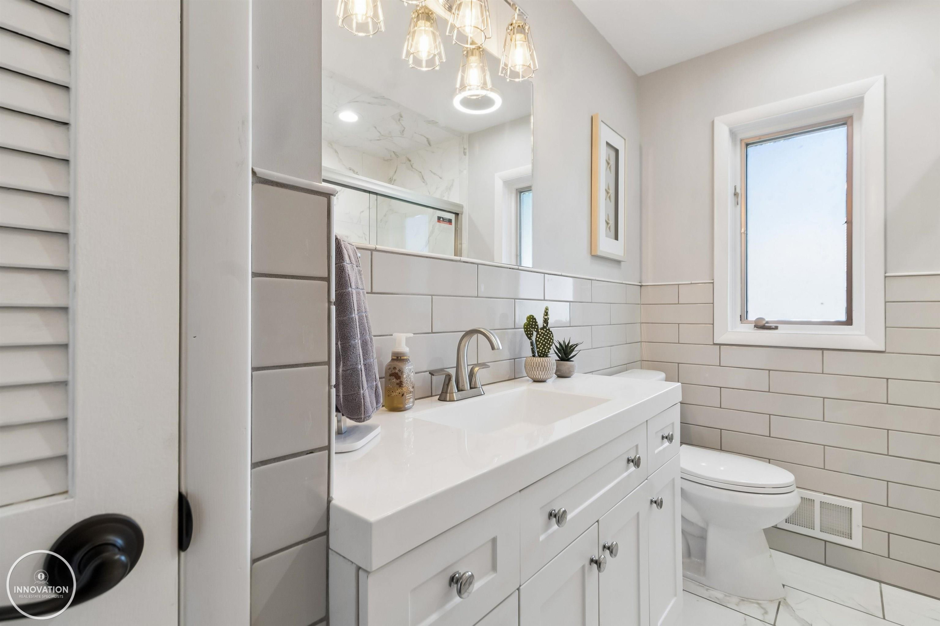 1600 N Channel Drive, MI 48028 — Photo 36