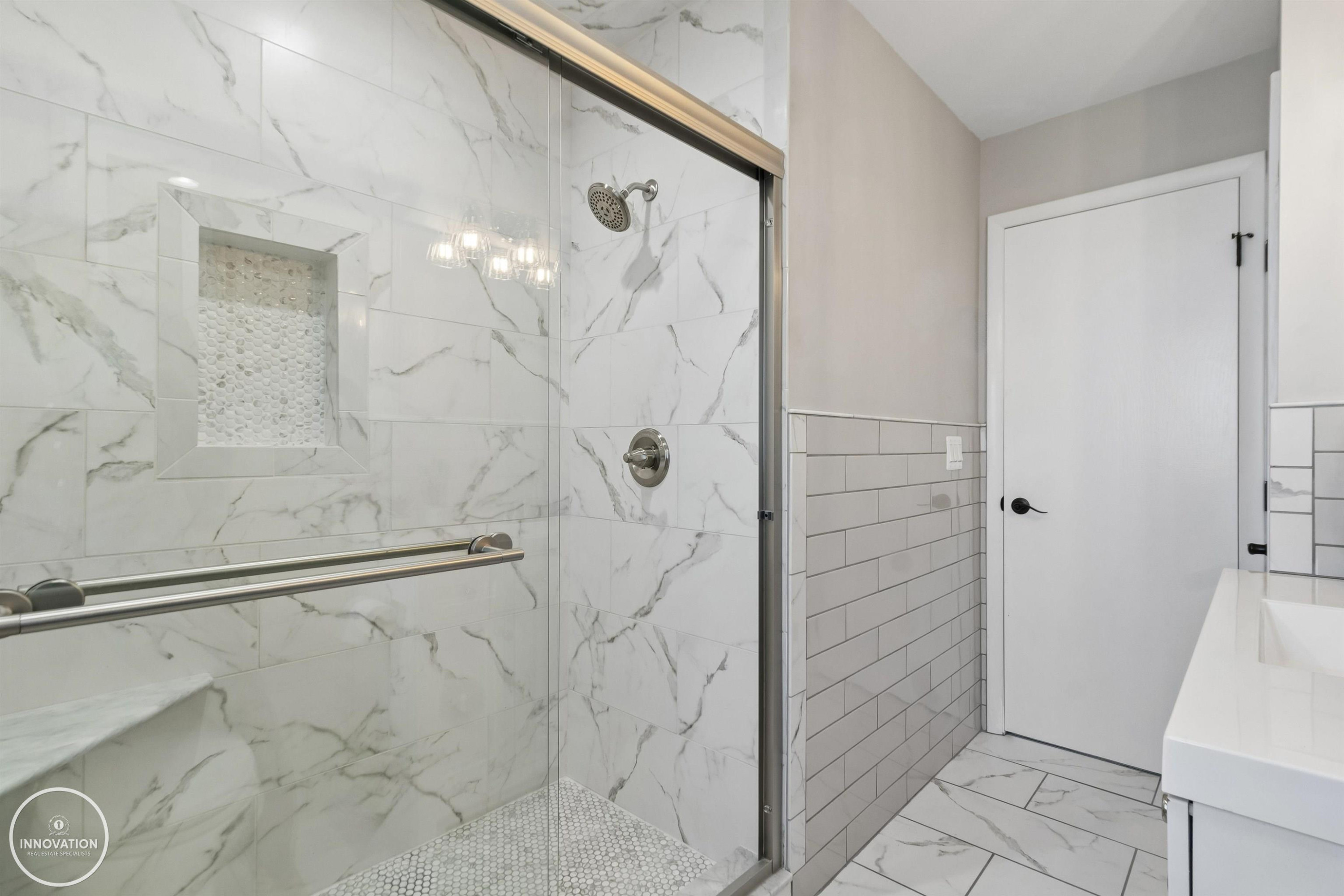 1600 N Channel Drive, MI 48028 — Photo 37