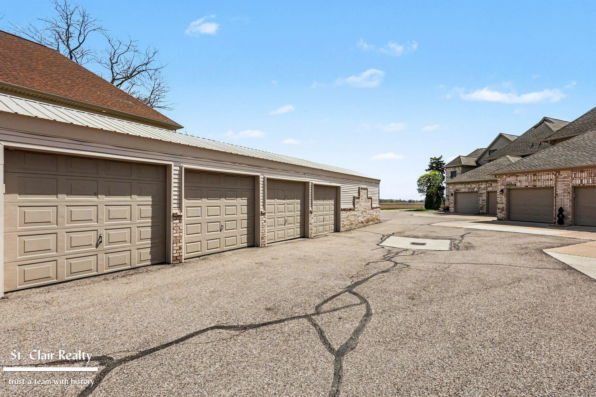 50703 Harbour View Drive, New Baltimore, MI 48047 — Photo 22