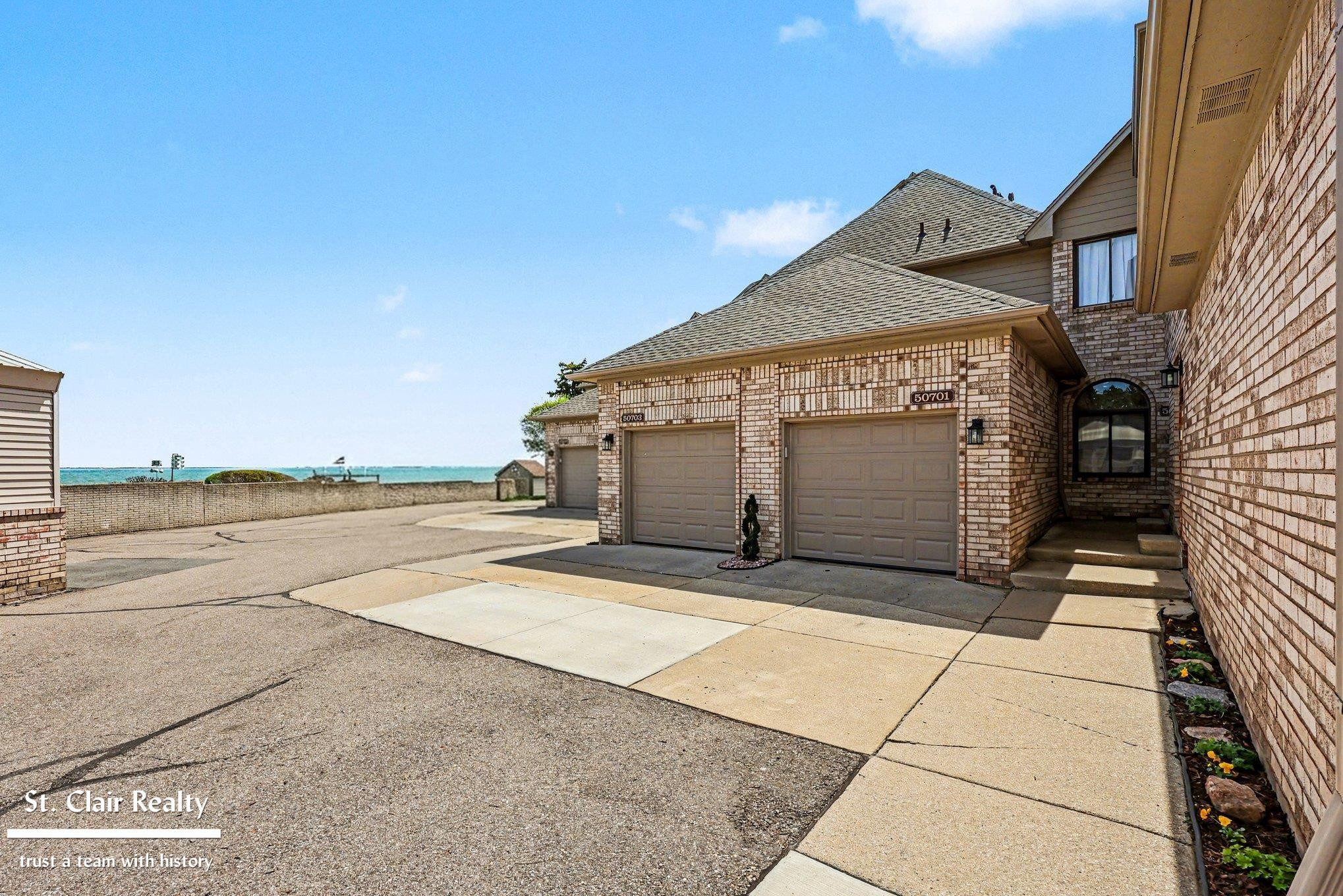 50703 Harbour View Drive, New Baltimore, MI 48047 — Photo 23