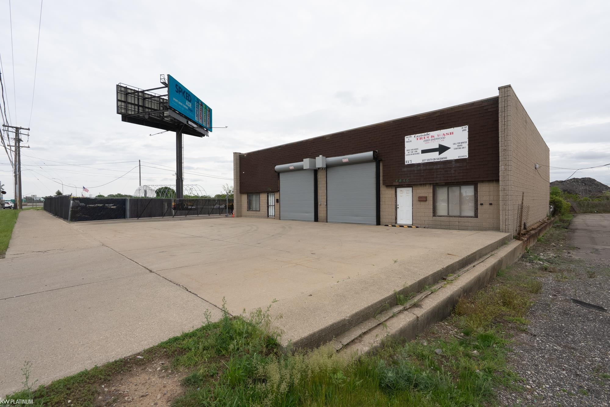 6646 E 11 Mile Road, MI 48015 — Photo 2