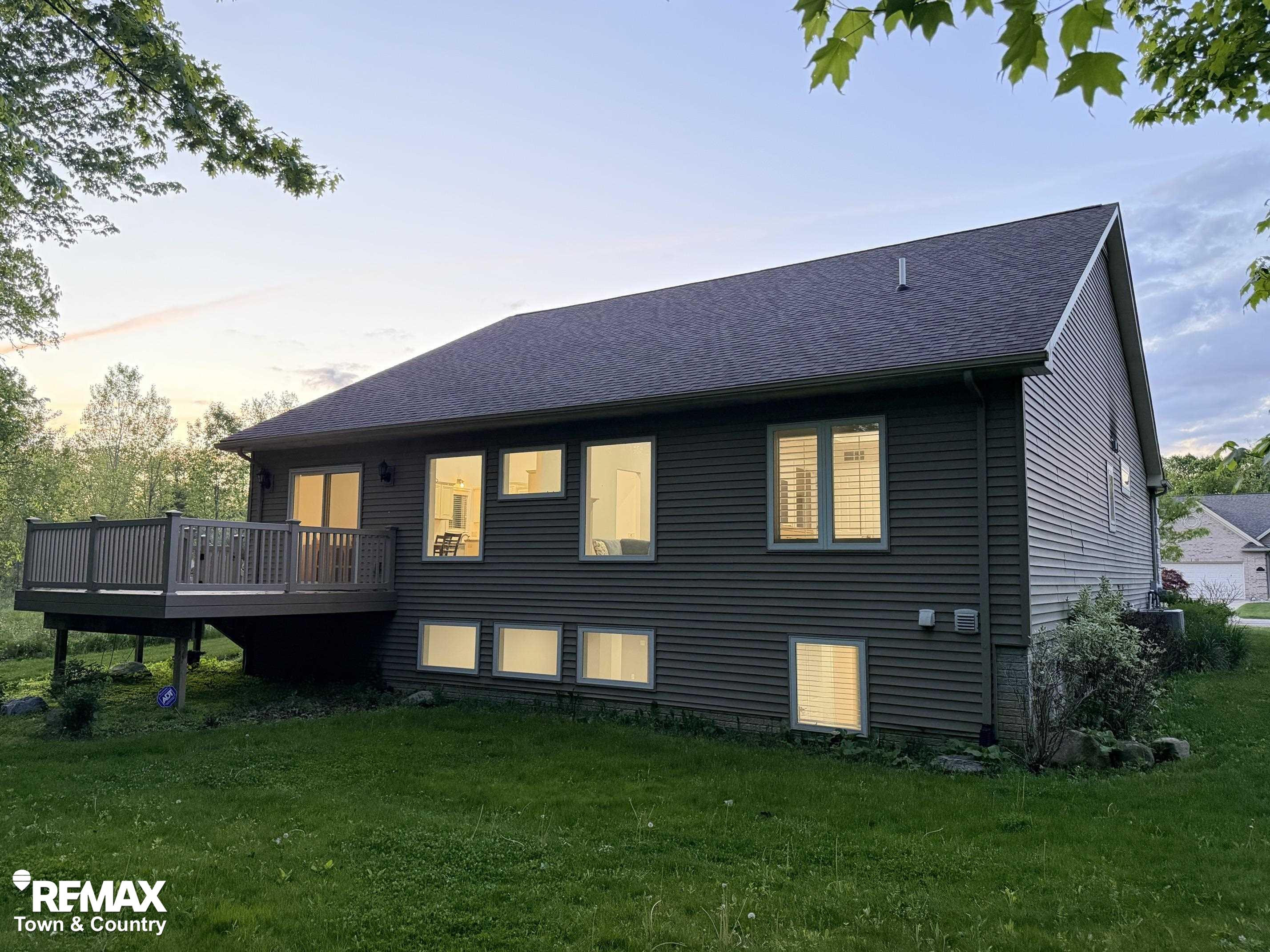 2234 Emeraldwood Trail, Flushing, MI 48433 — Photo 42