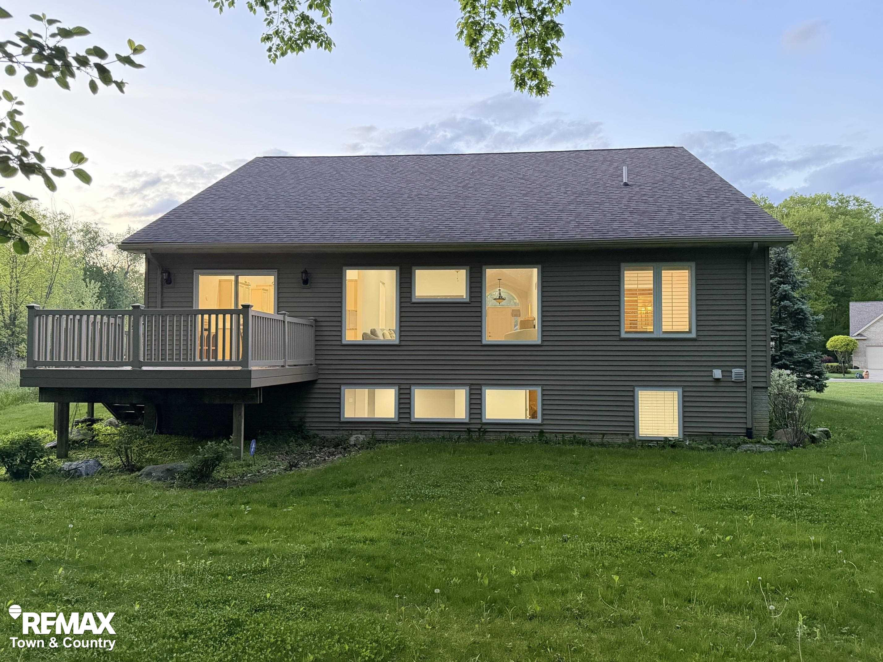 2234 Emeraldwood Trail, Flushing, MI 48433 — Photo 43
