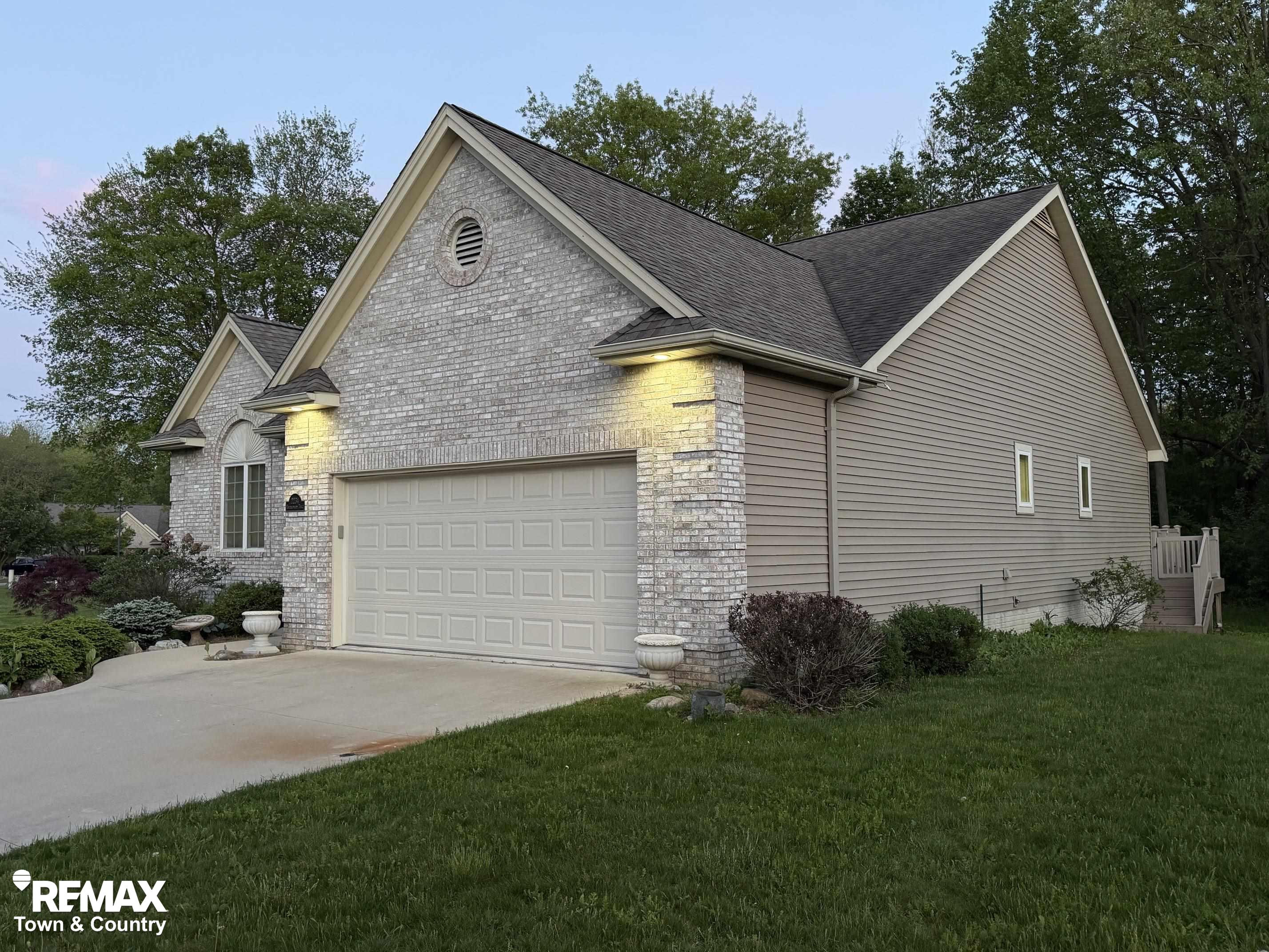 2234 Emeraldwood Trail, Flushing, MI 48433 — Photo 46