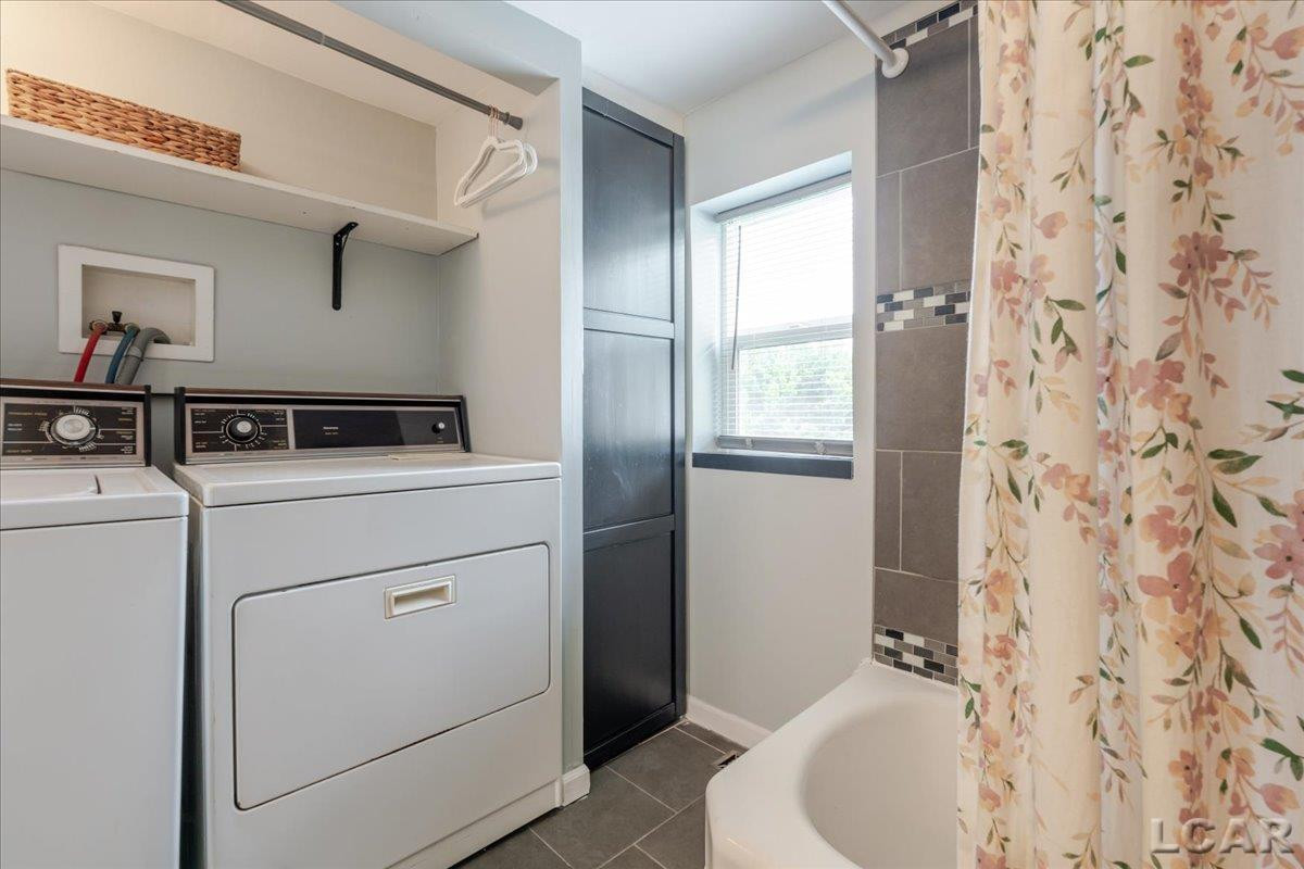 814 Hoch Ave. Avenue, Adrian, MI 49221 — Photo 17