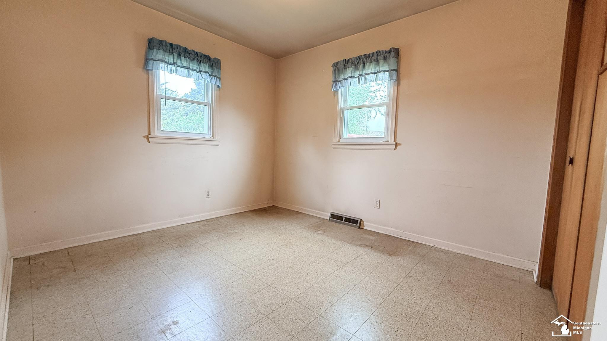 7947 Lake Breeze Drive, Monroe, MI 48161 — Photo 26