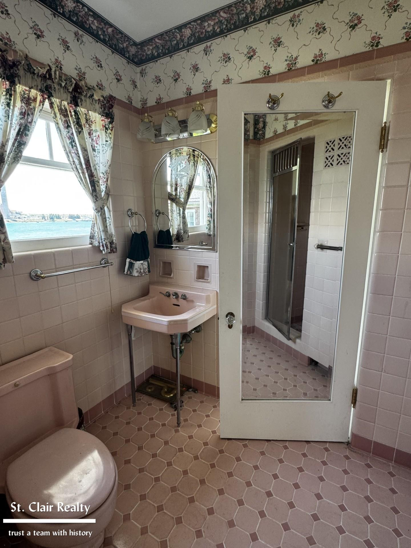 2704 Military Street, Port Huron, MI 48060 — Photo 16