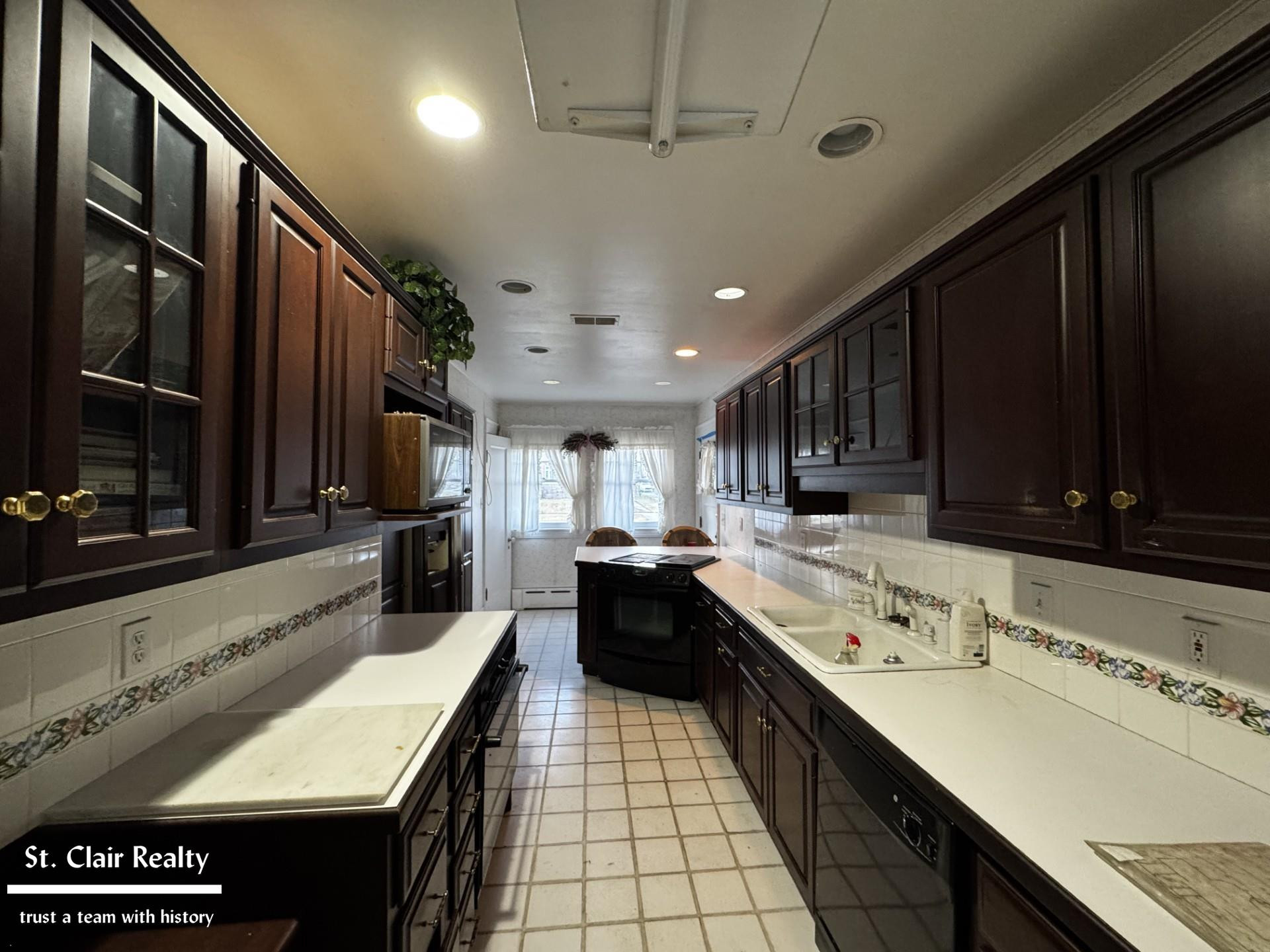 2704 Military Street, Port Huron, MI 48060 — Photo 6