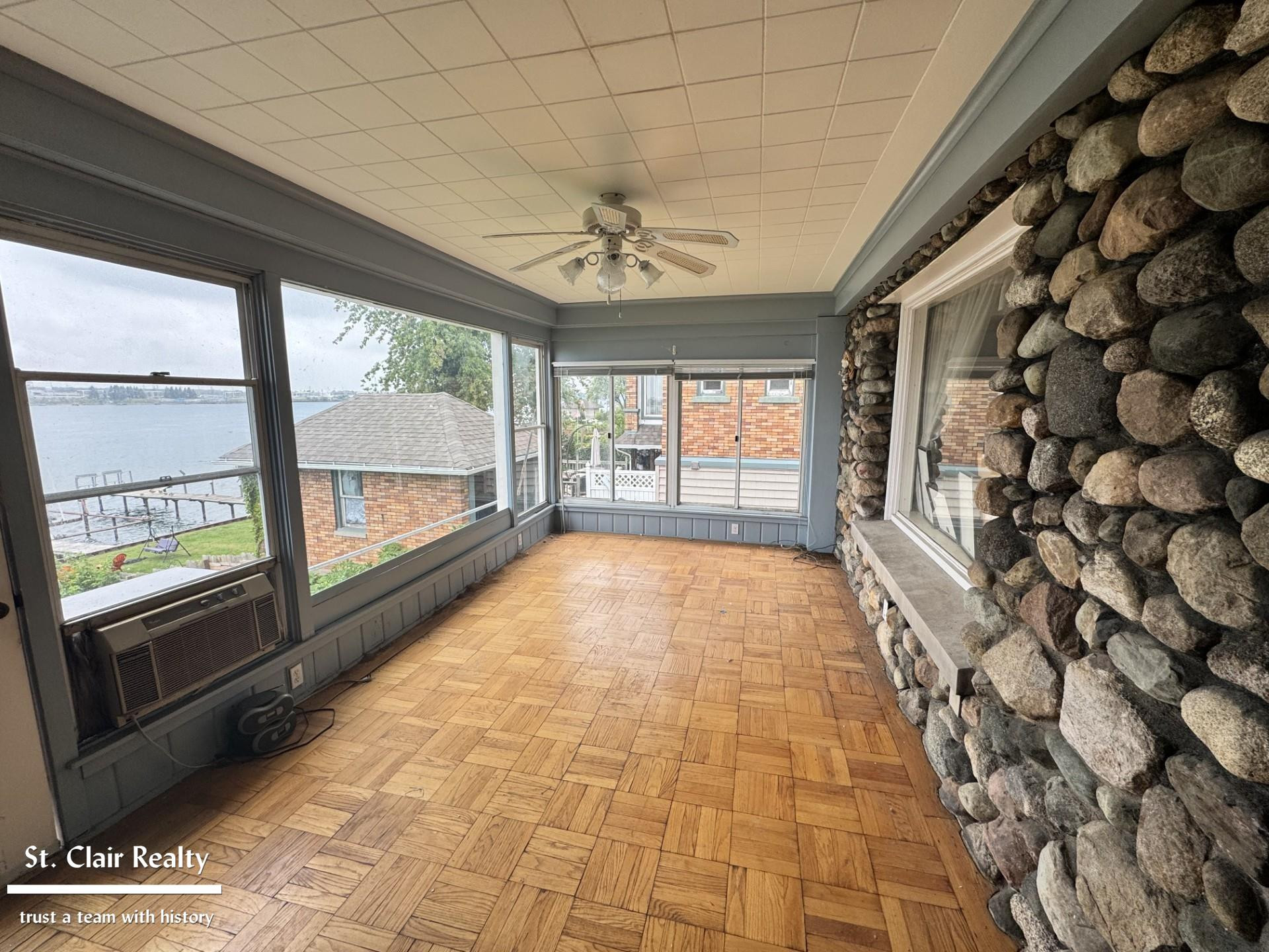 2704 Military Street, Port Huron, MI 48060 — Photo 8