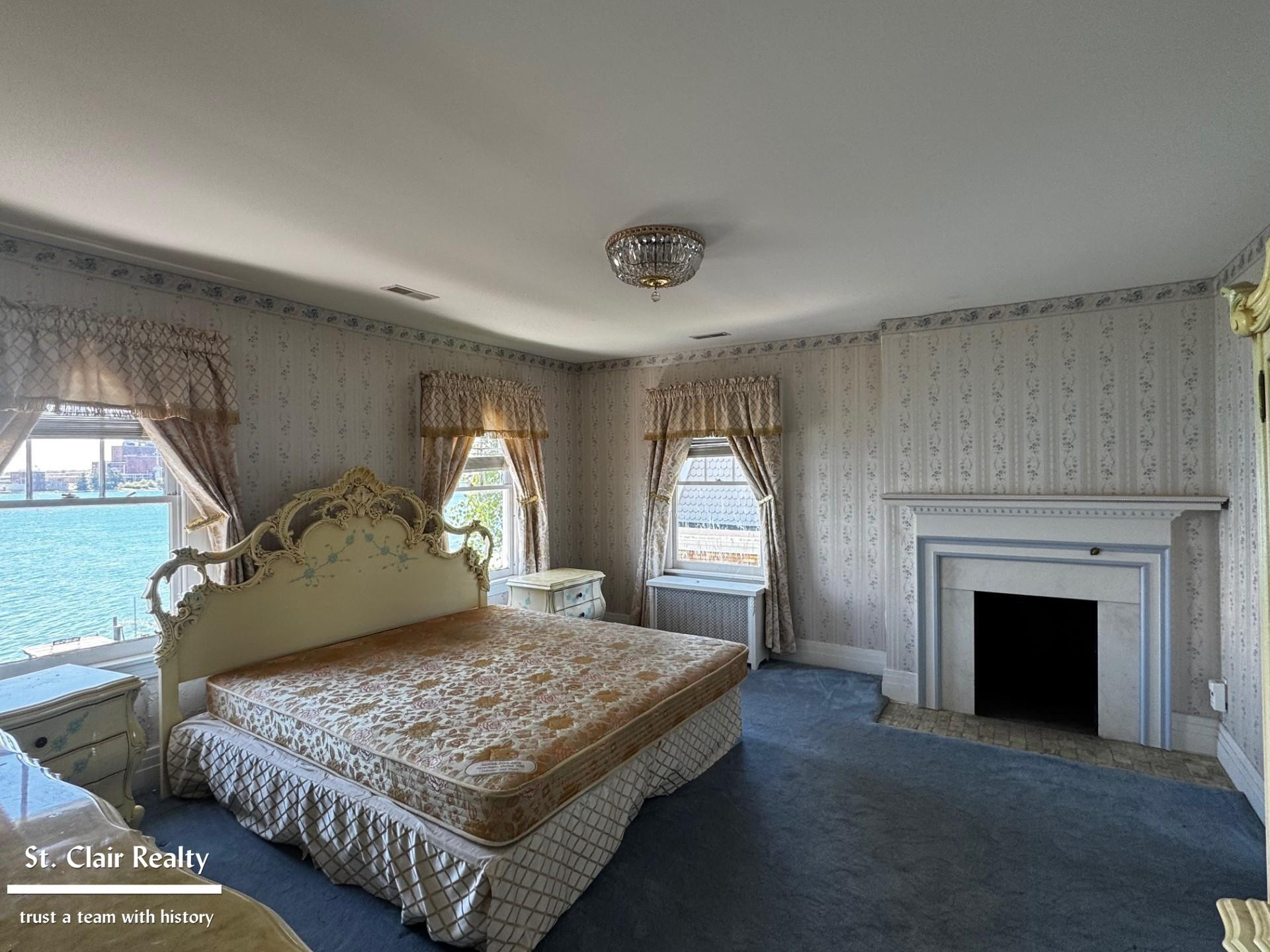 2704 Military Street, Port Huron, MI 48060 — Photo 9