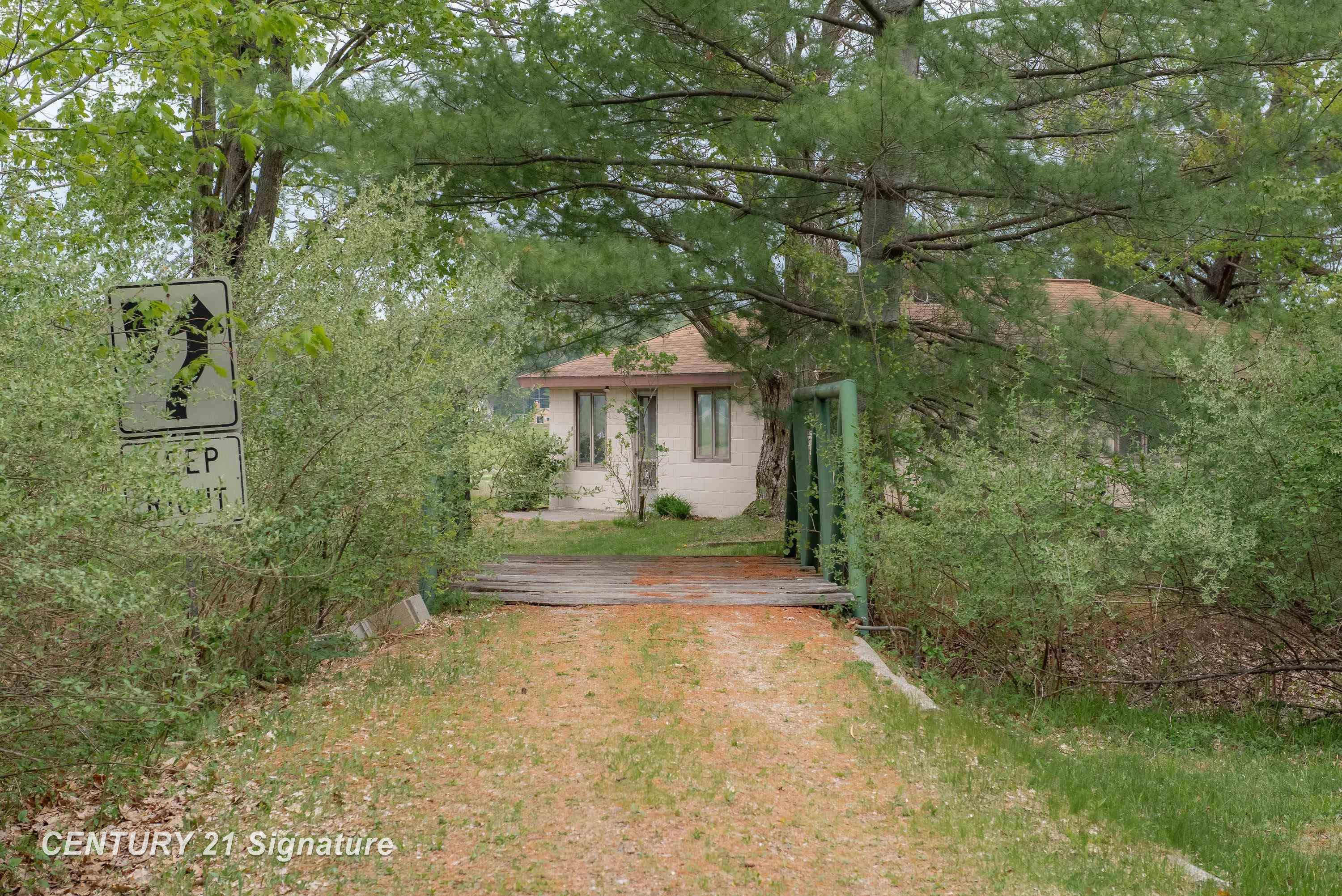 5242 Ostlund Drive, Hope, MI 48628 — Photo 3