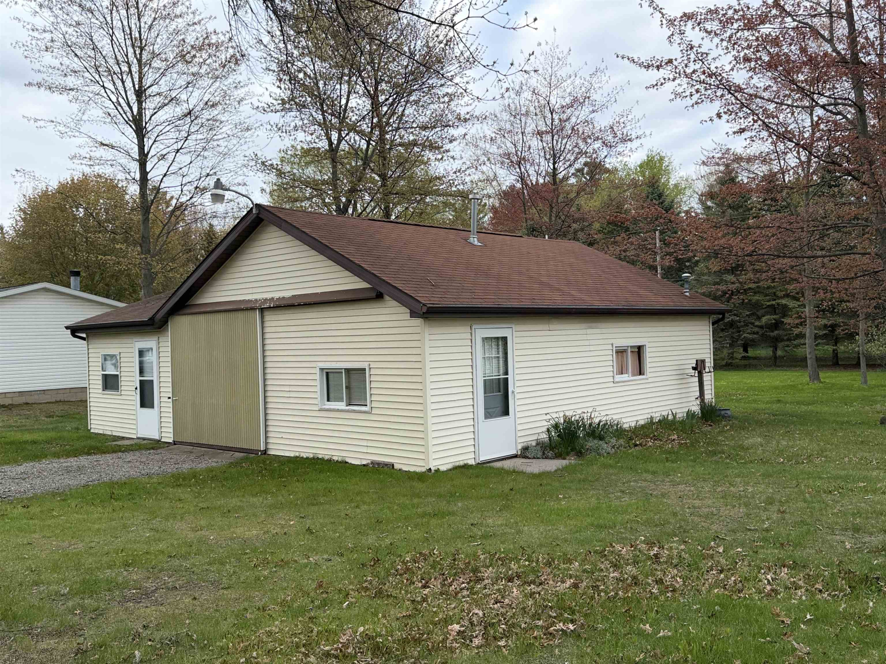 4866 Mikes Drive, Caseville, MI 48725 — Photo 30