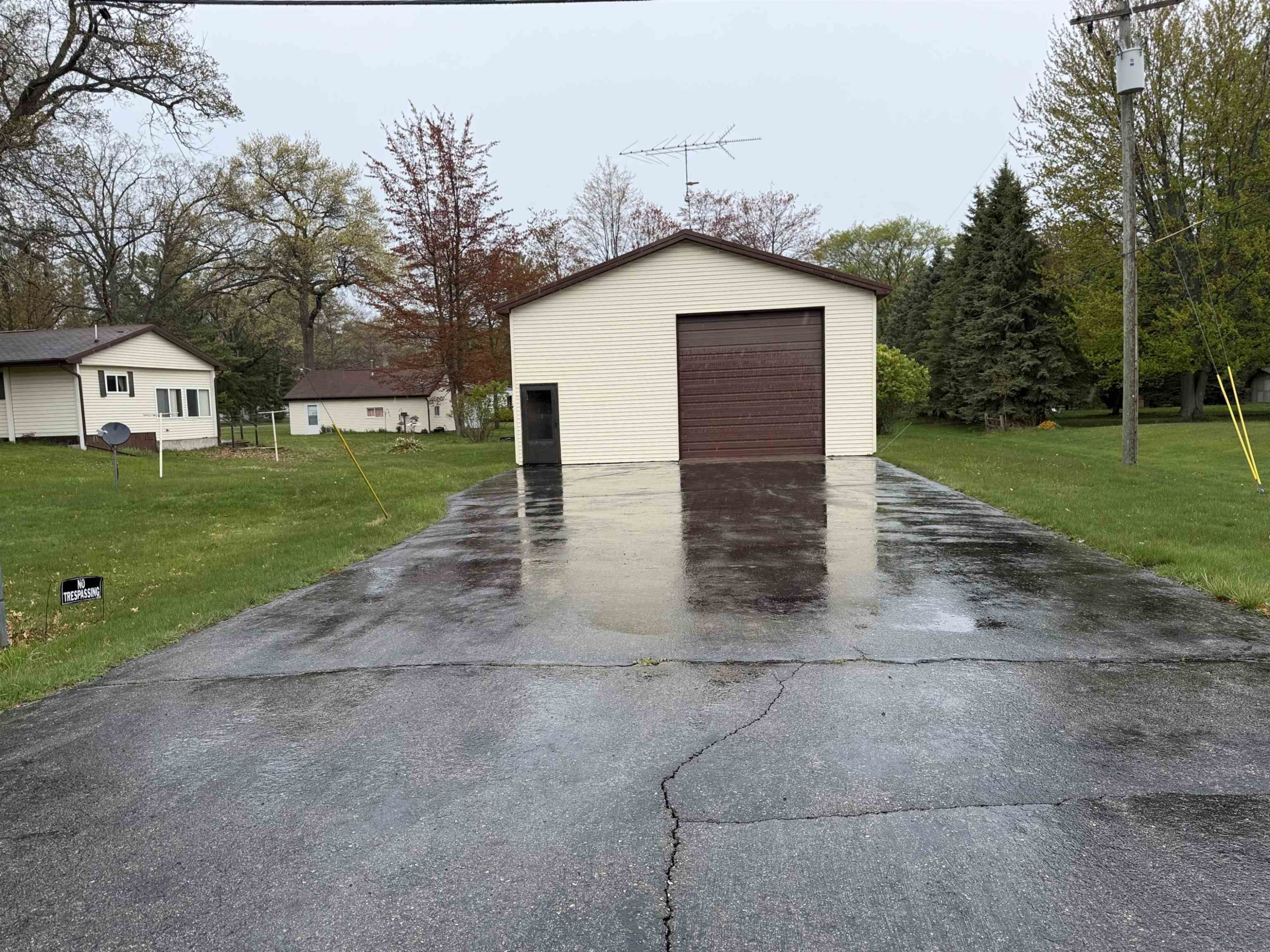 4866 Mikes Drive, Caseville, MI 48725 — Photo 41