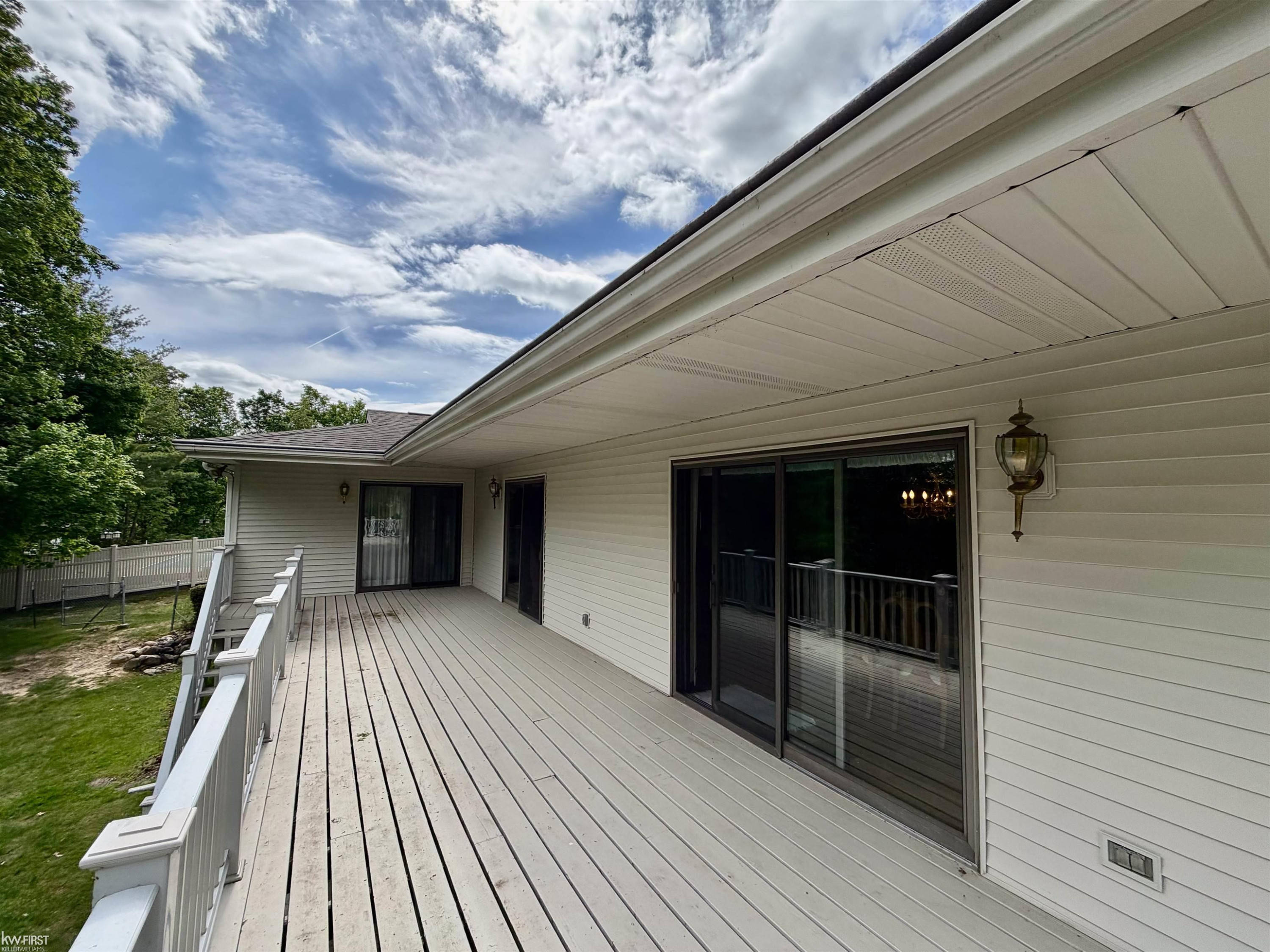 7432 River Road, Flushing, MI 48433 — Photo 8