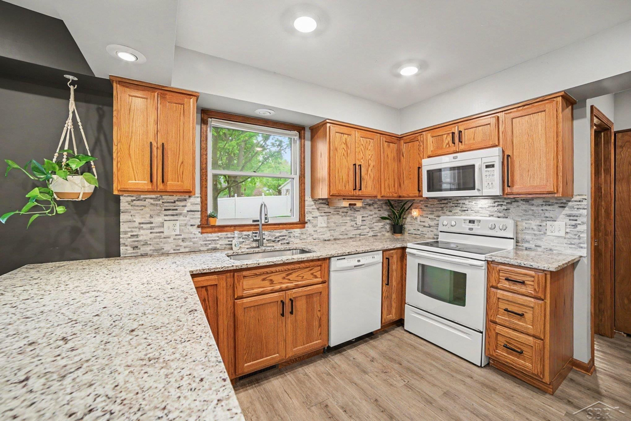 588 Geyer Street, Frankenmuth, MI 48734 — Photo 8