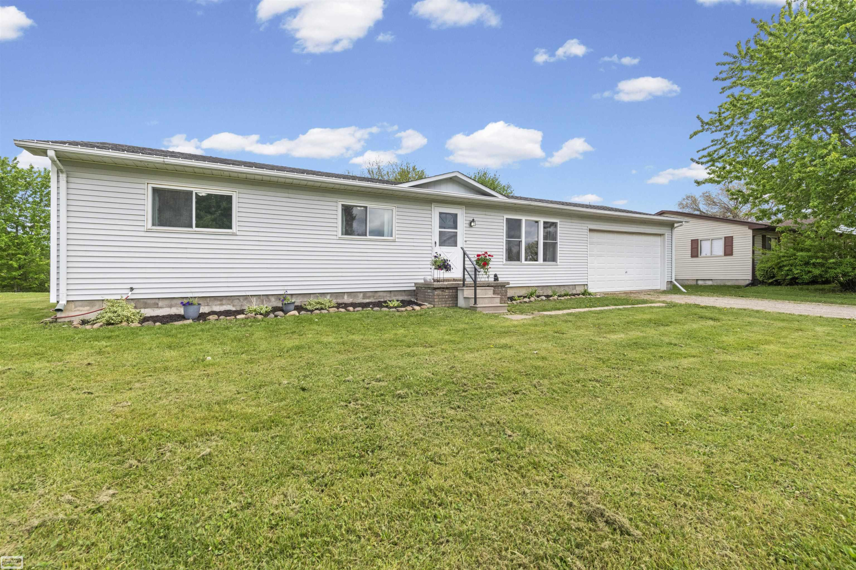 102 Charles Street, Capac, MI 48014 — front exterior