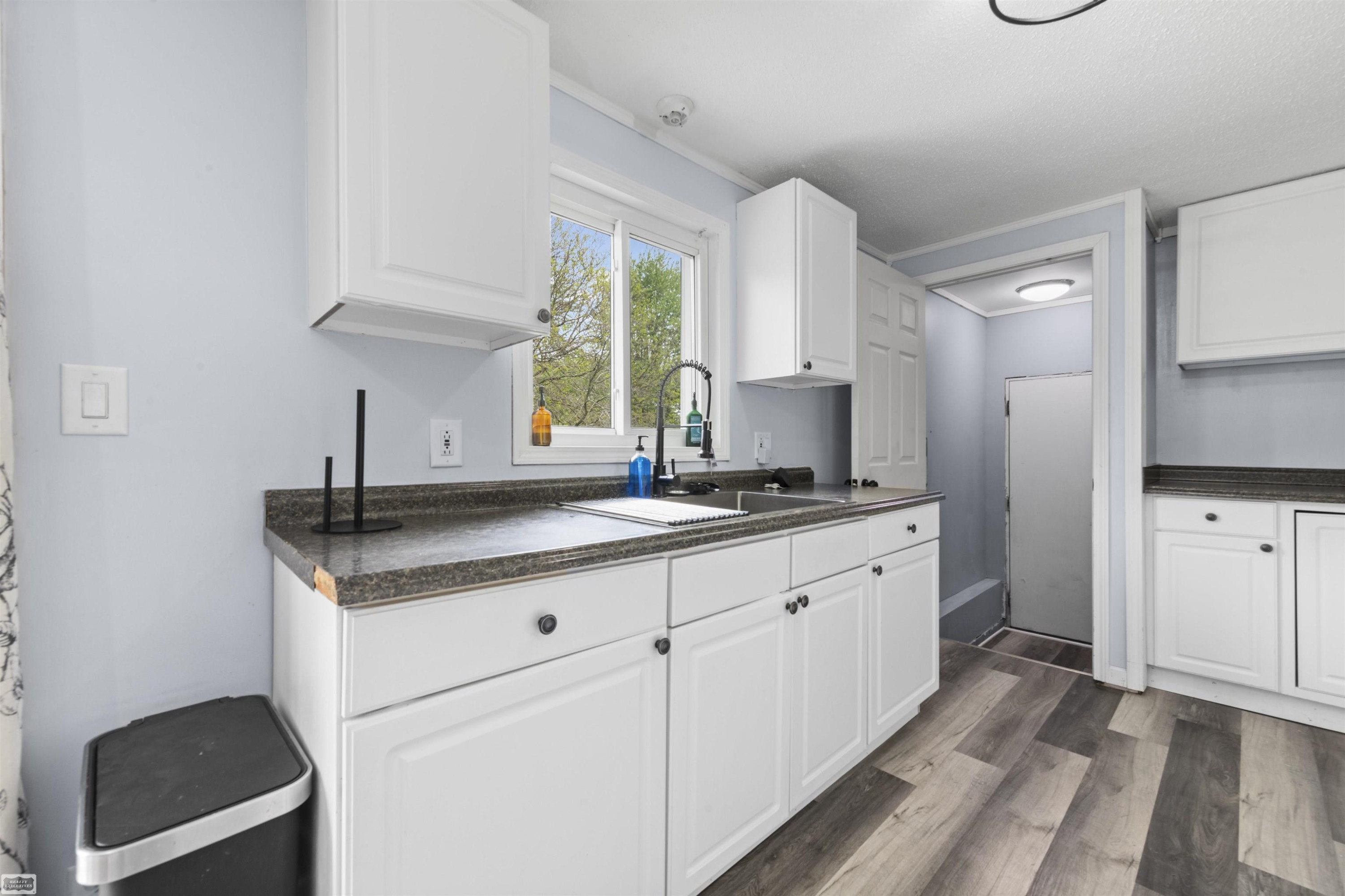 102 Charles Street, Capac, MI 48014 — Photo 21